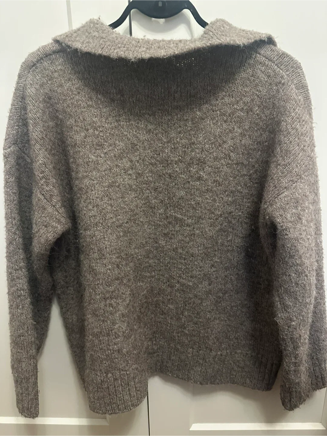 Oak + Fort Brown Sweater - Size S/M image indicator(5)