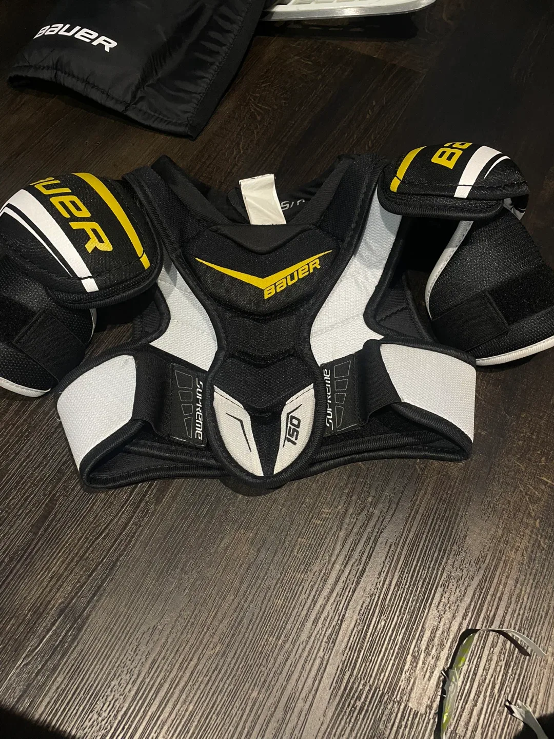 Bauer Hockey Gear - Skates, Pants, Pads image indicator(7)