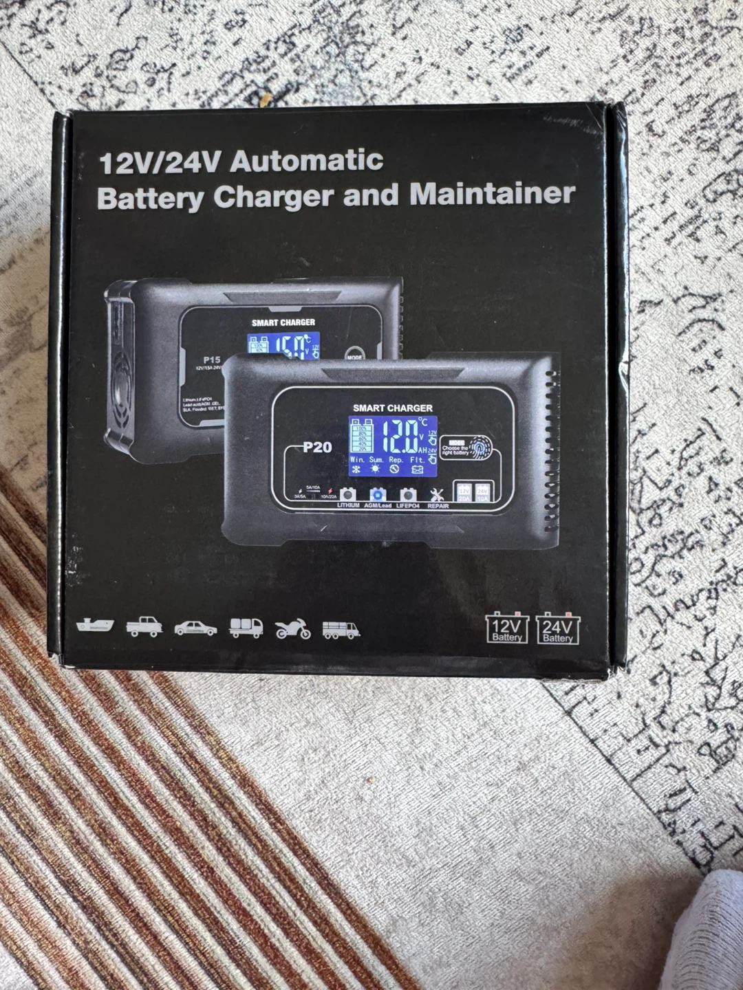 12V/24V Automatic Battery Charger and Maintainer - New