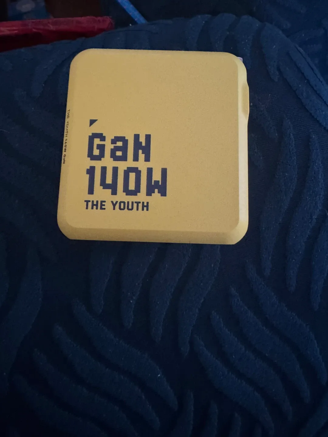 AOHi THE YOUTH 140W GaN Charger - Yellow