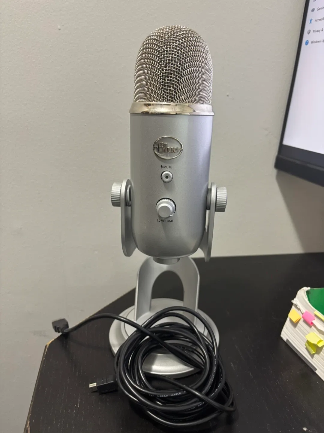 Blue Yeti USB Microphone - Silver