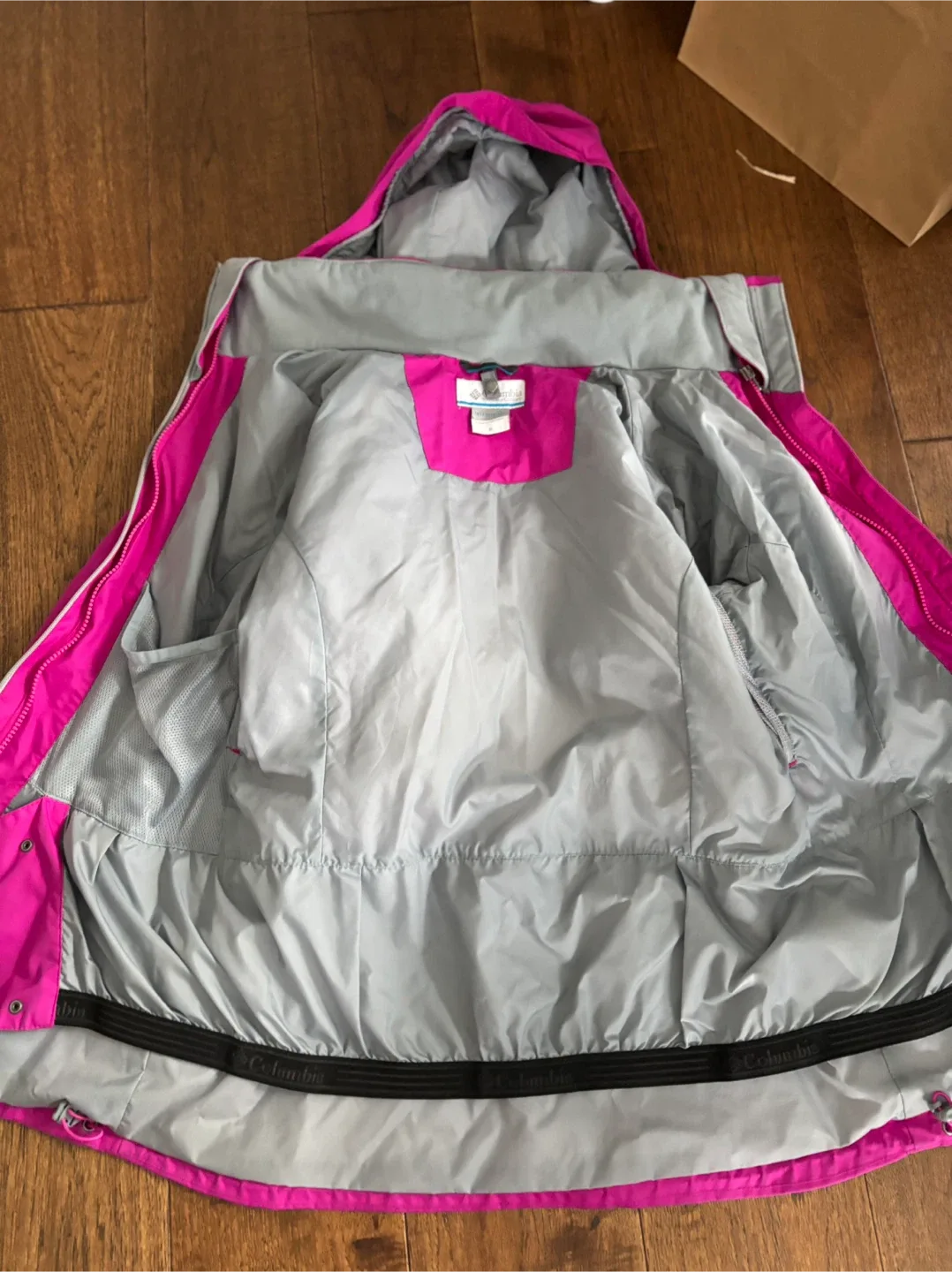 Women’s Columbia Jacket image indicator(3)