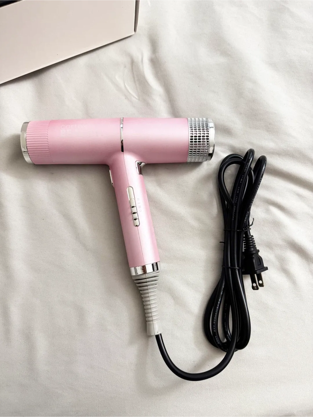 Cortex Beauty Airblade Hair Dryer - Pink, New in Box! image indicator(4)
