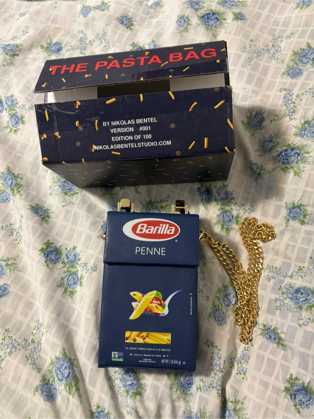The Pasta Bag by Nikolas Bentel - Edition #001
