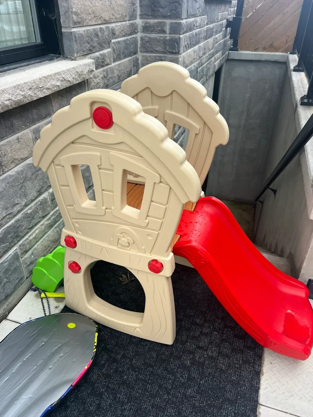 Kids Slide - Red and Beige