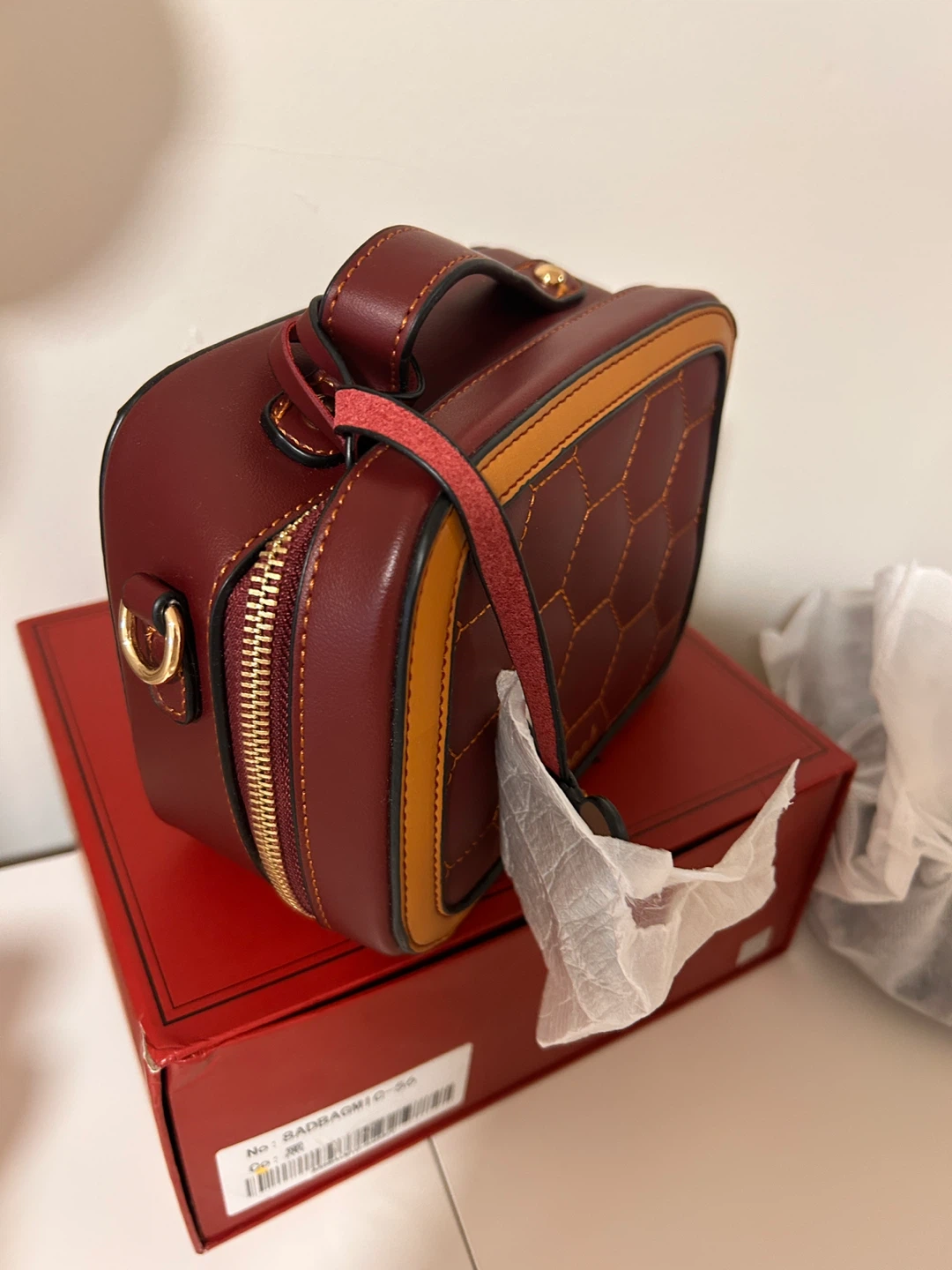 NEW Disney Winnie the Pooh Crossbody Bag - photo 3