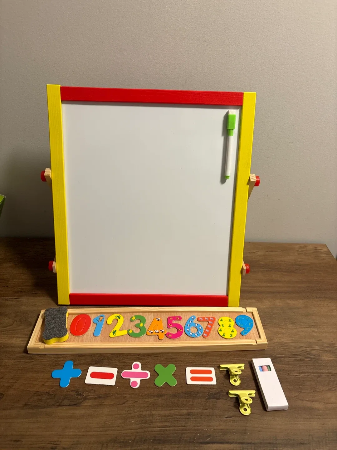 CIRO 2 in 1 Drawing Board (3+) image indicator(4)