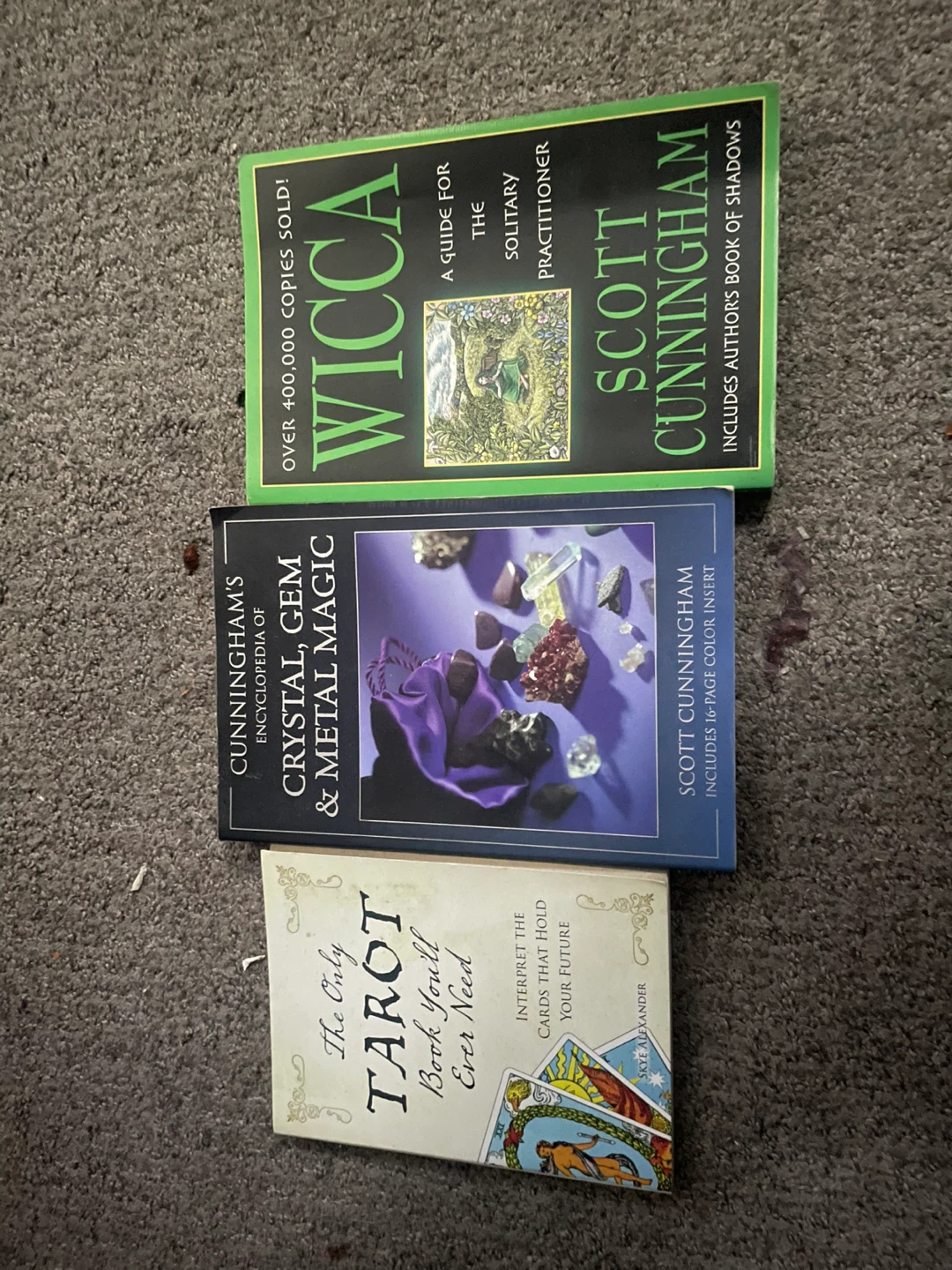 Wicca, Crystal Gem, Tarot Books