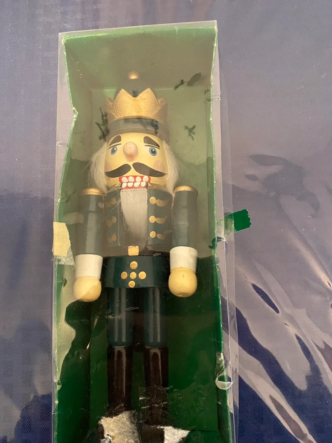 Kirkland Signature Snow Globe & Nutcracker image indicator(3)