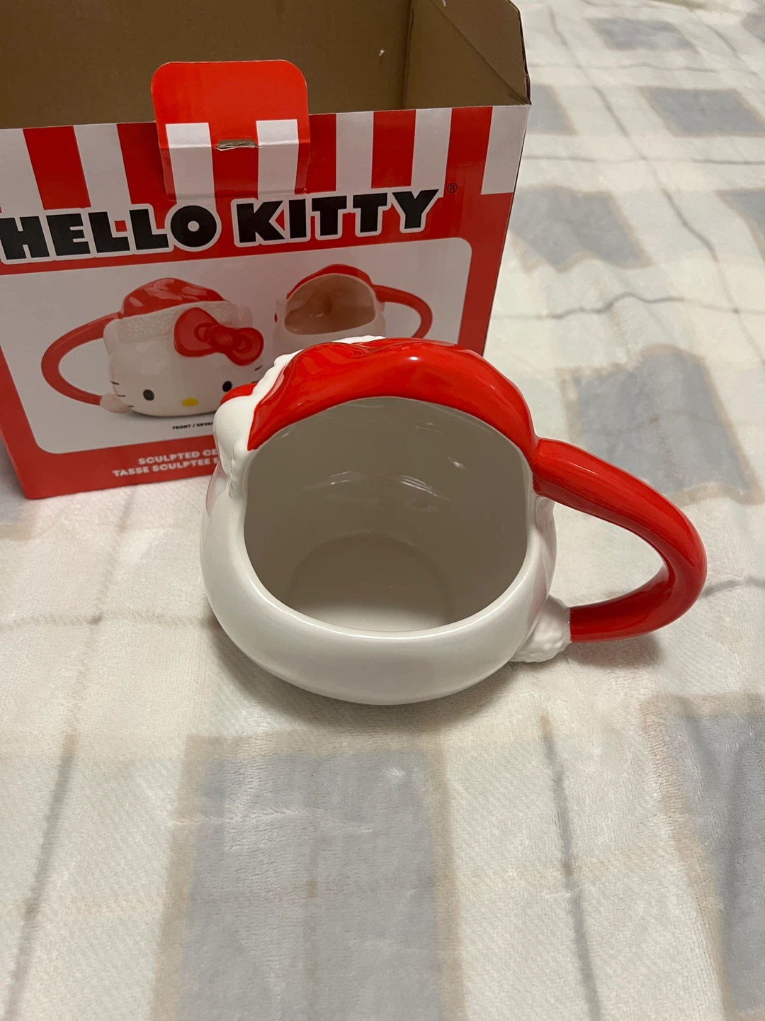 Hello Kitty Sculpted Ceramic Mug - photo 2