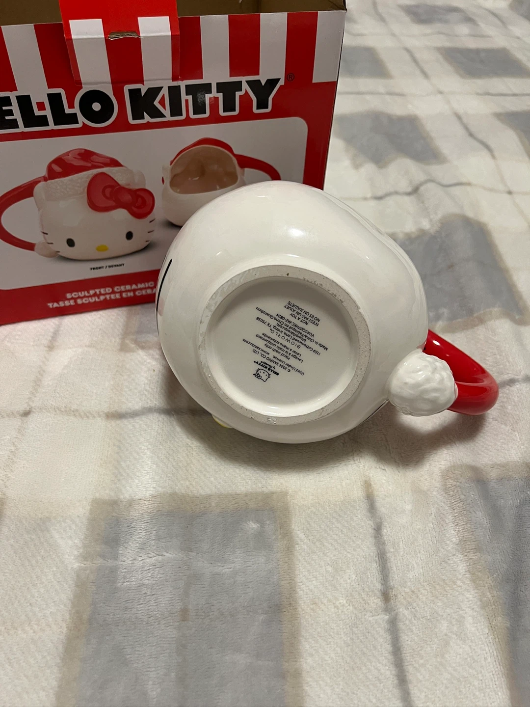 Hello Kitty Sculpted Ceramic Mug - photo 3