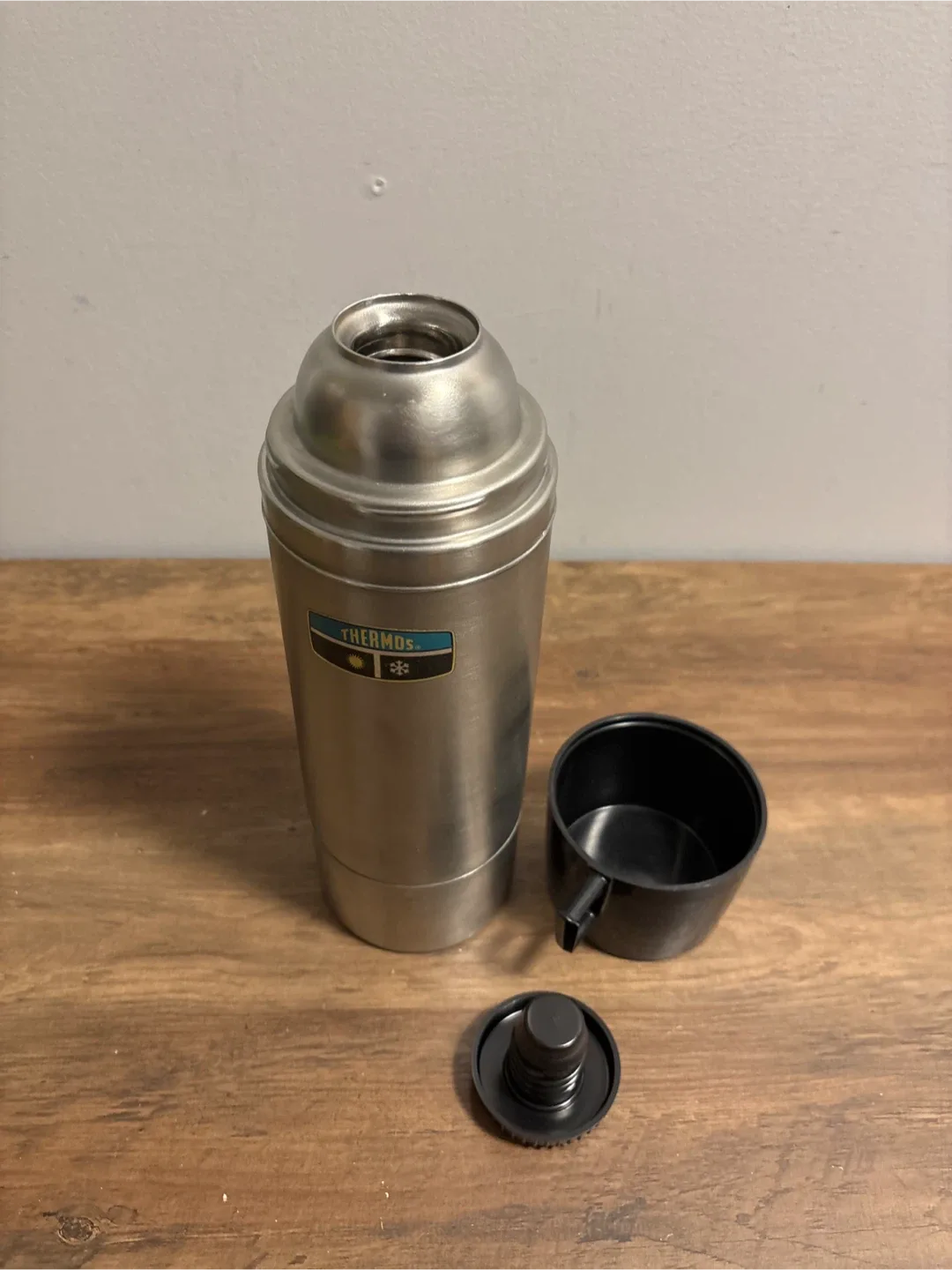 Vintage Thermos Bottle image indicator(6)