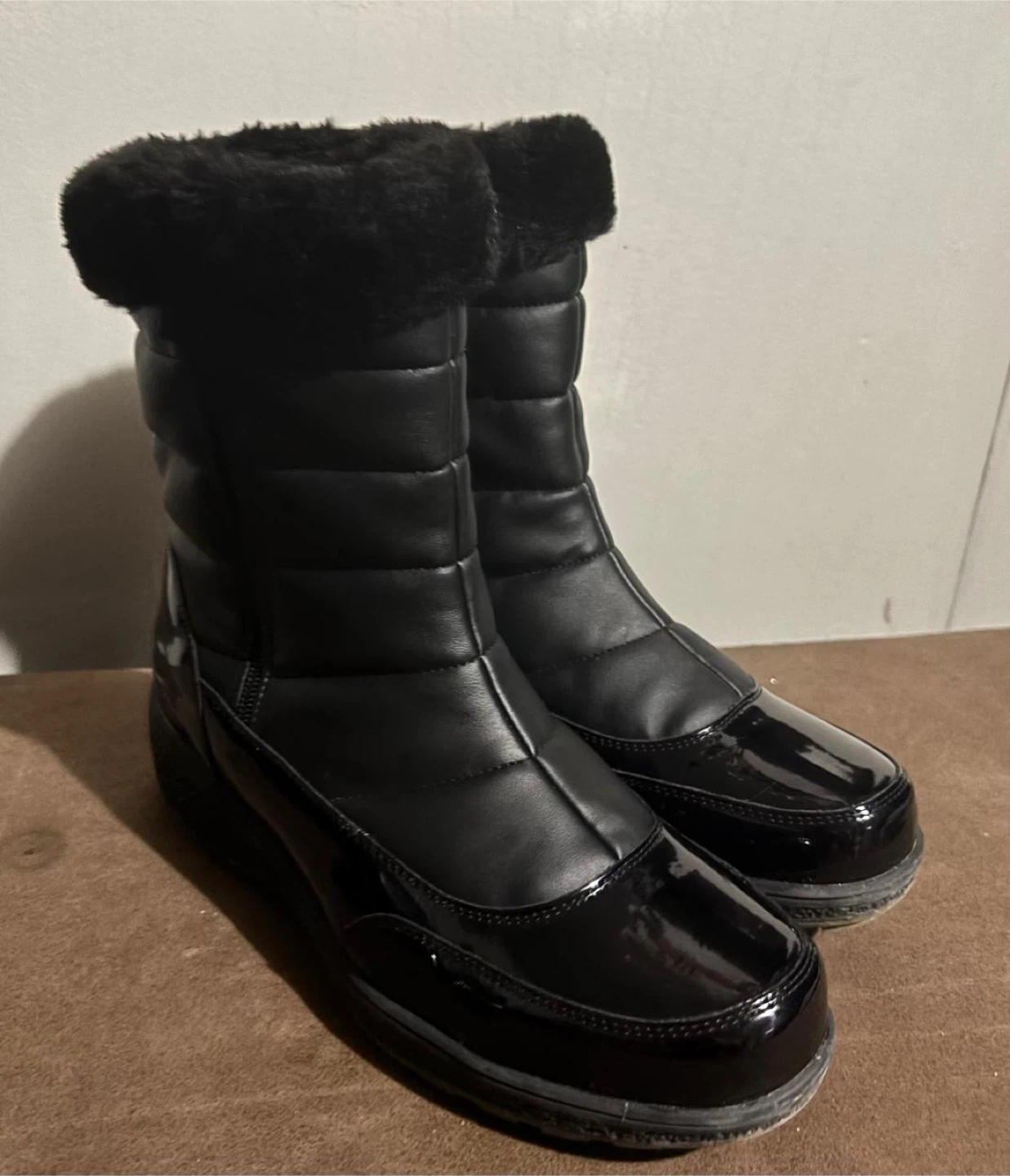 Black Winter Boots with Fur Trim - photo 5