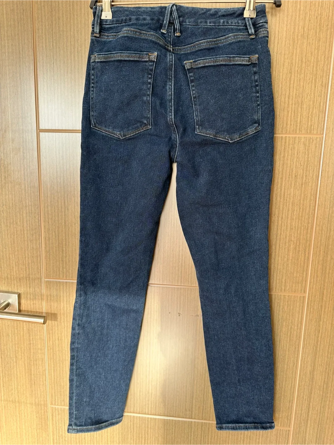 Good American Dark Wash Jeans Size 6/28 image indicator(2)