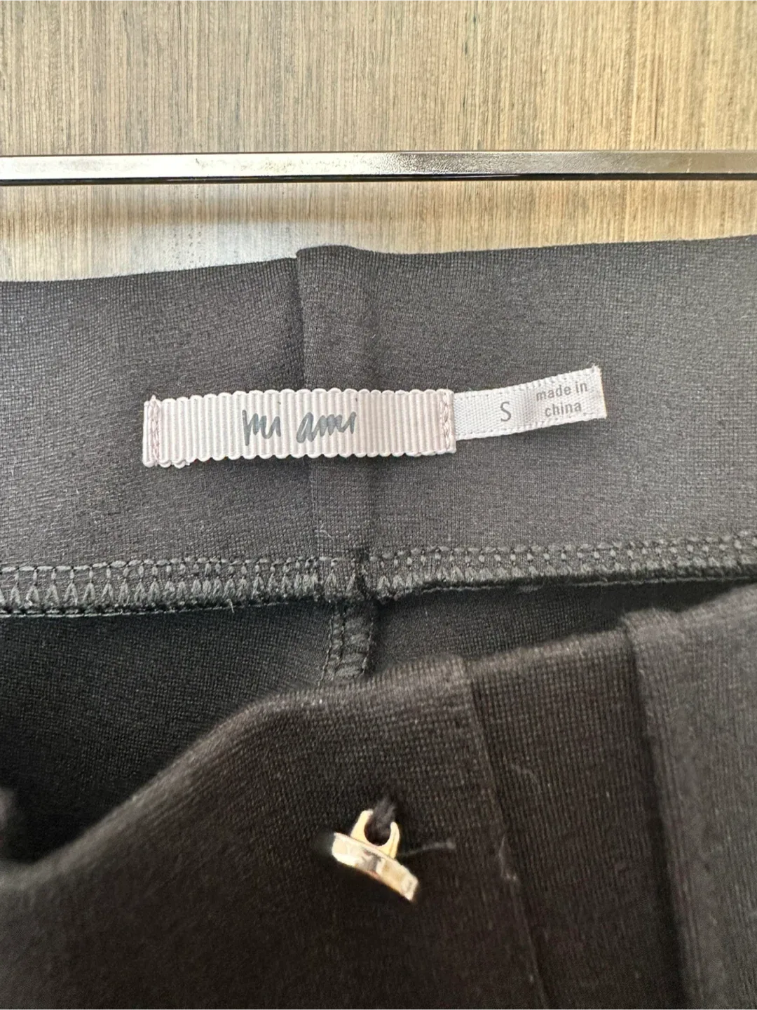 Francesca mi ami Black Ponte Leggings Pants - Size Small image indicator(2)