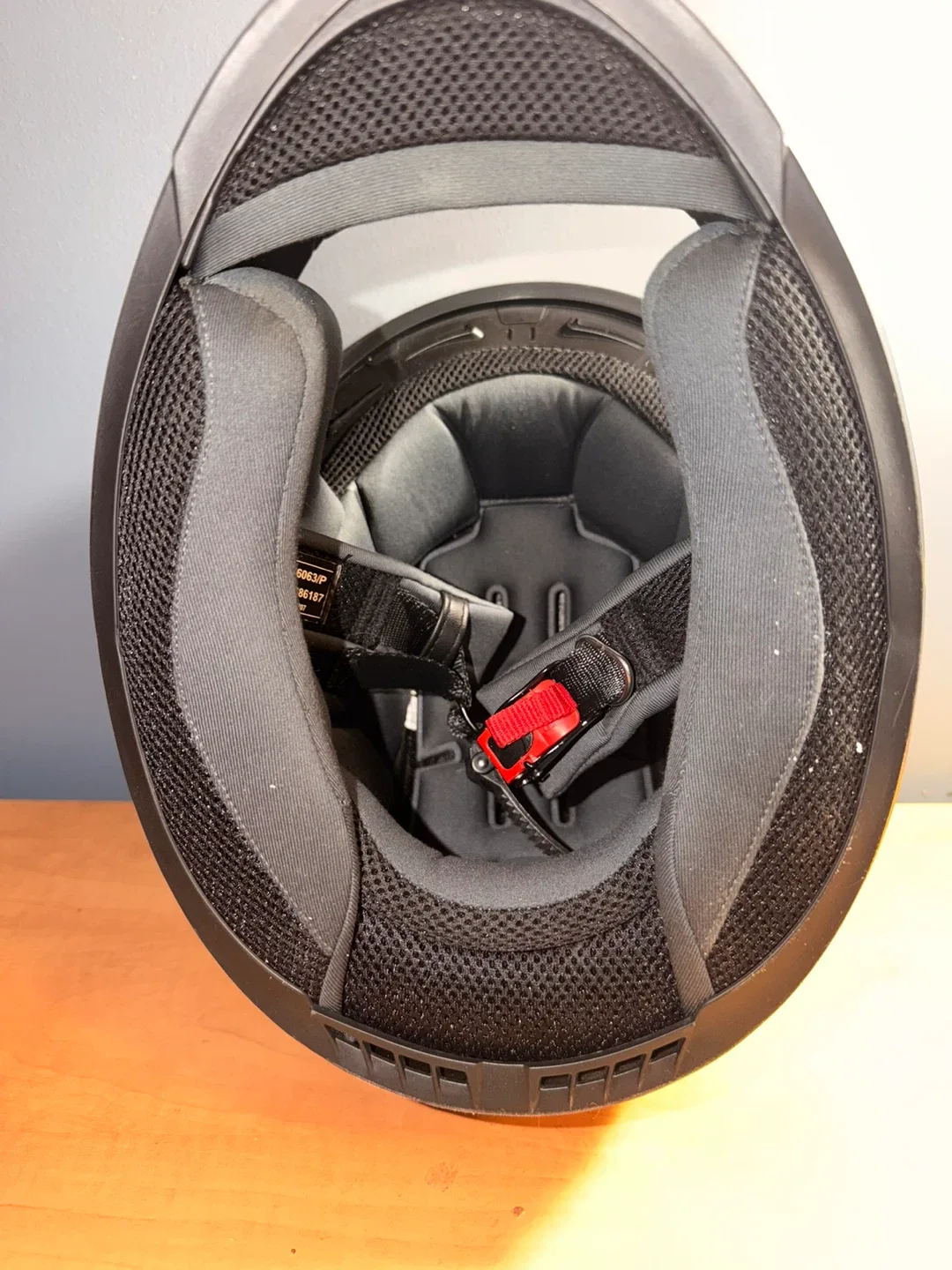 Indian Motorcycle Helmet - Red/Gray image indicator(7)