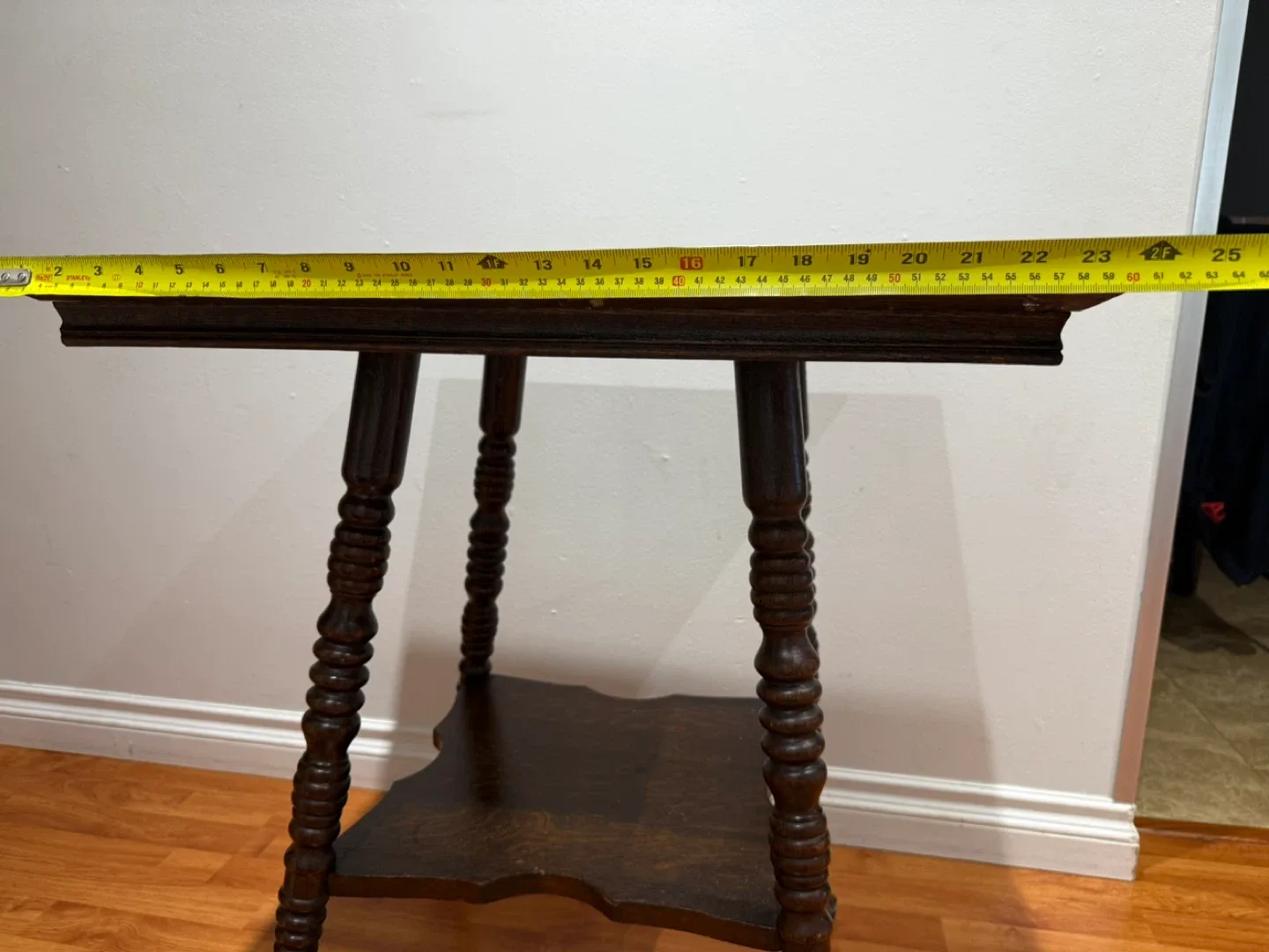 Antique side Table with Claw Feet image indicator(6)