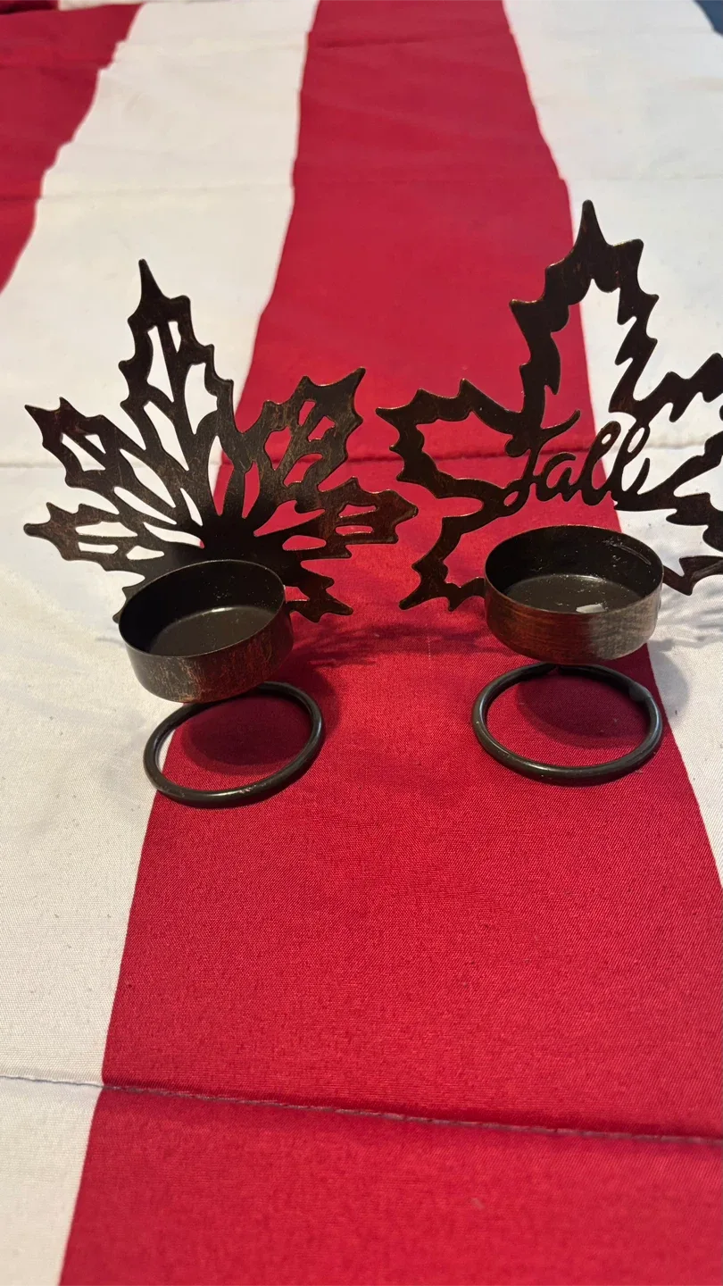 Fall Leaf Candle Holders - Set of 2 image indicator(3)