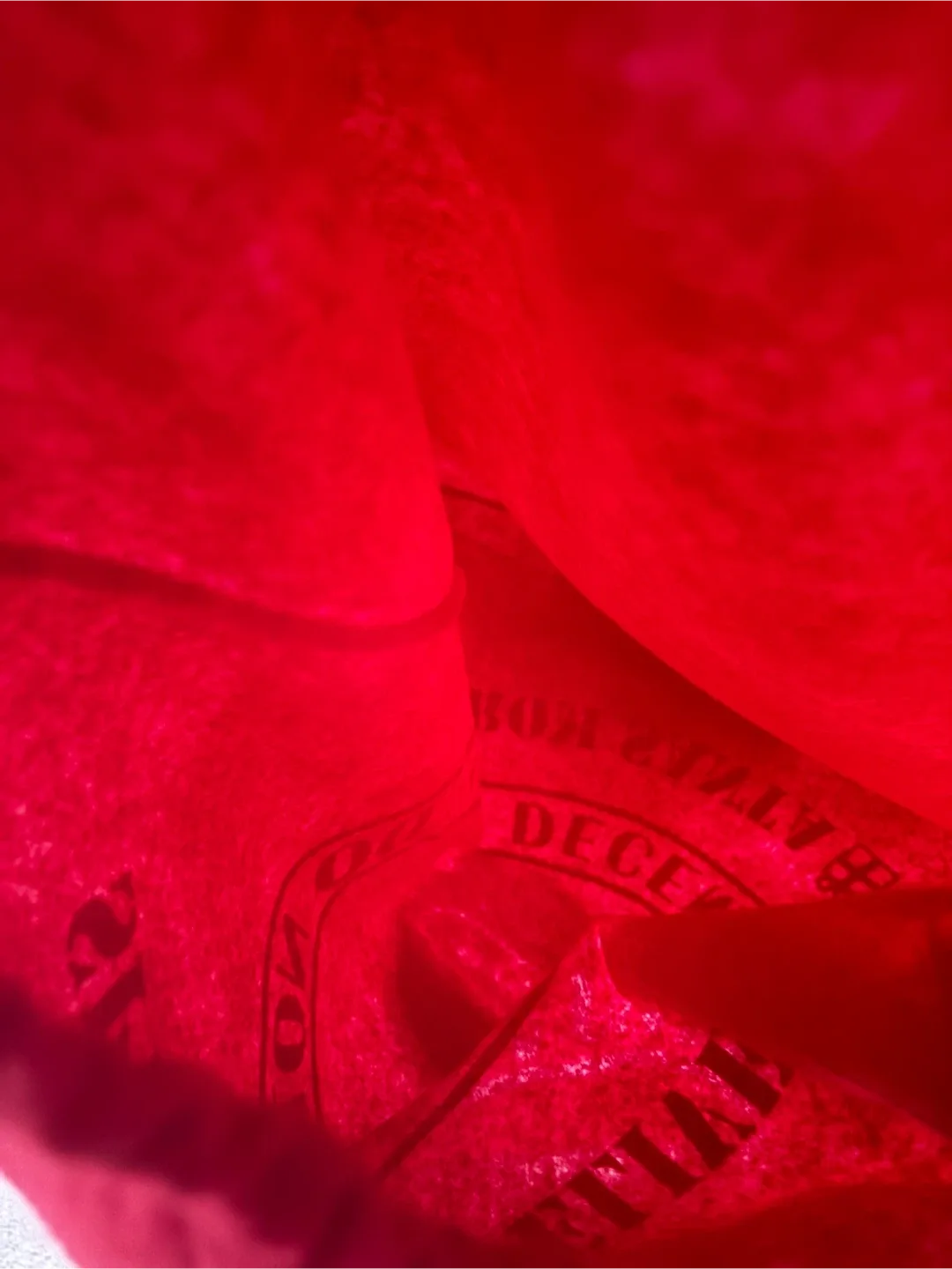 Christmas gift bag (27.7in x 18.9in) image indicator(4)