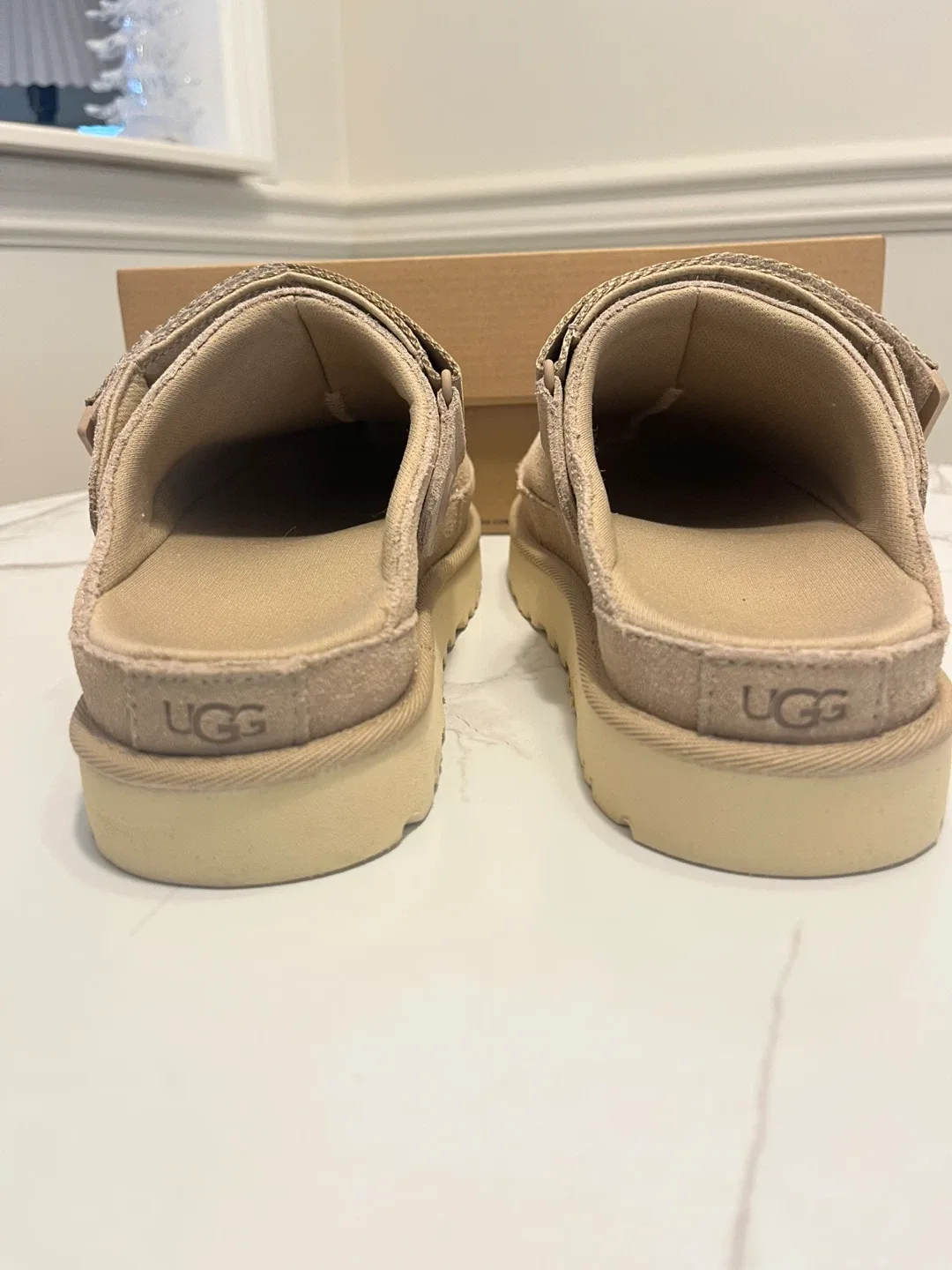 Brand New UGG Tasman LTA Clog, Sand, Size 6.5 image indicator(7)