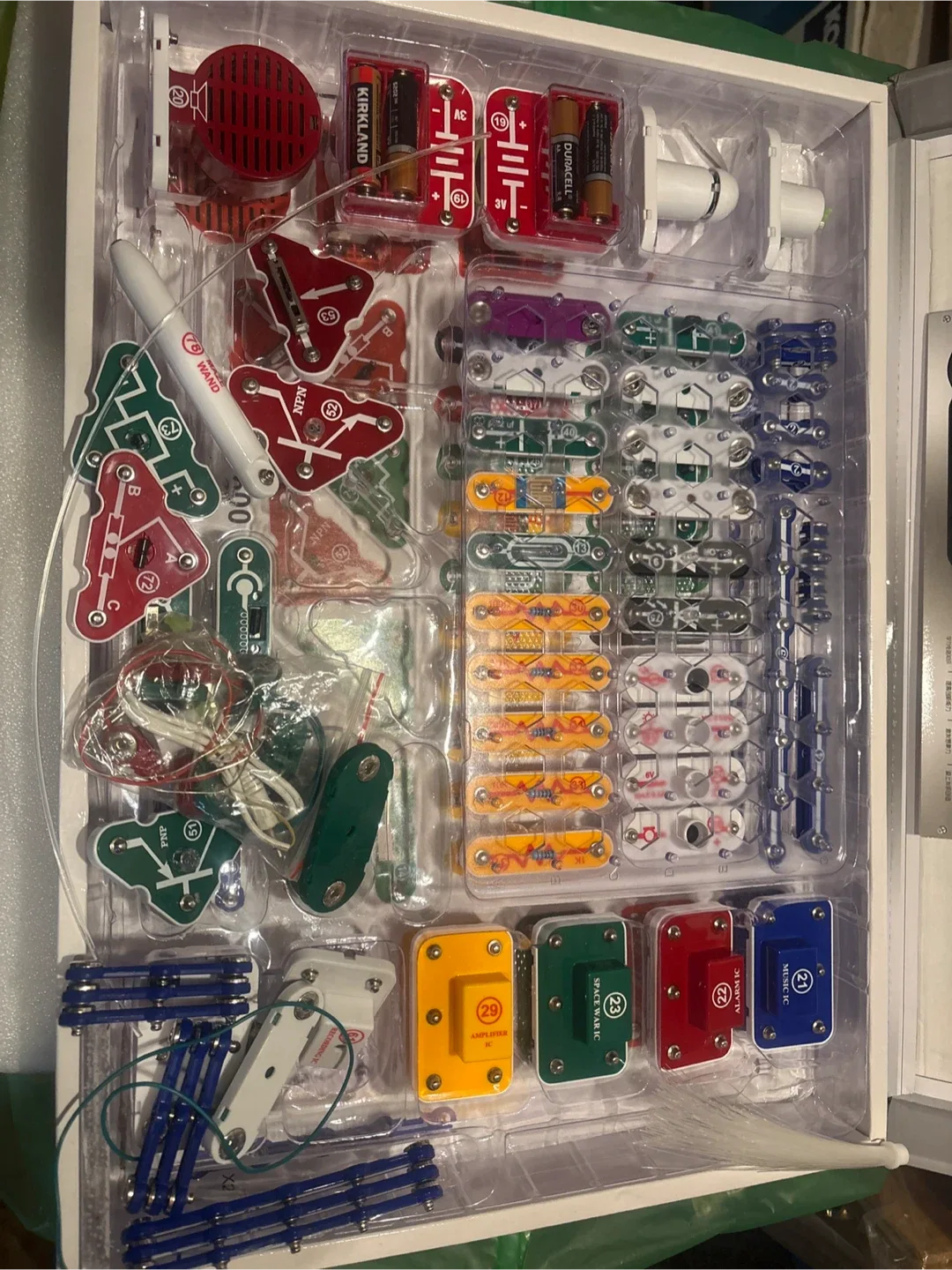 Electronic Bricks DIY Puzzle Games Kit image indicator(3)