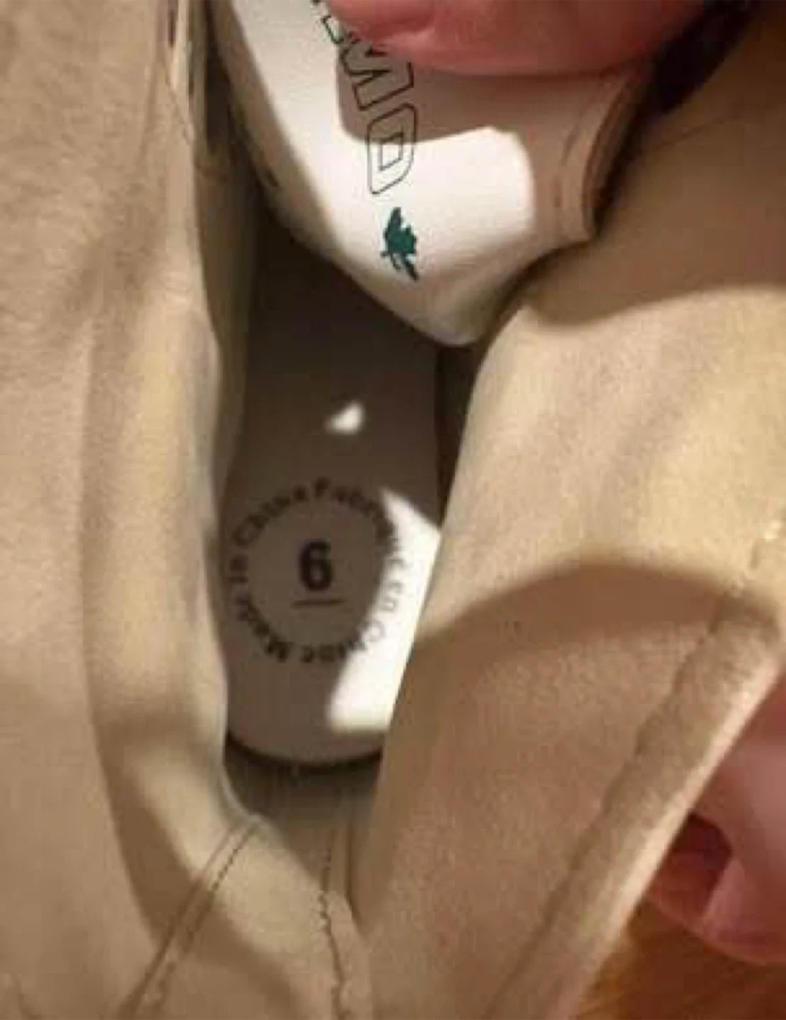 Chimo Tara ice skates (Size 6) (In good condition) image indicator(3)