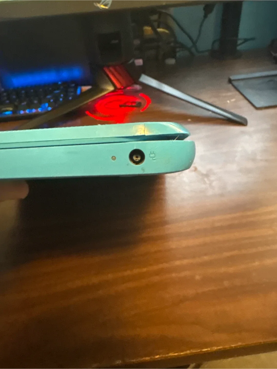 HP Laptop - Blue image indicator(4)