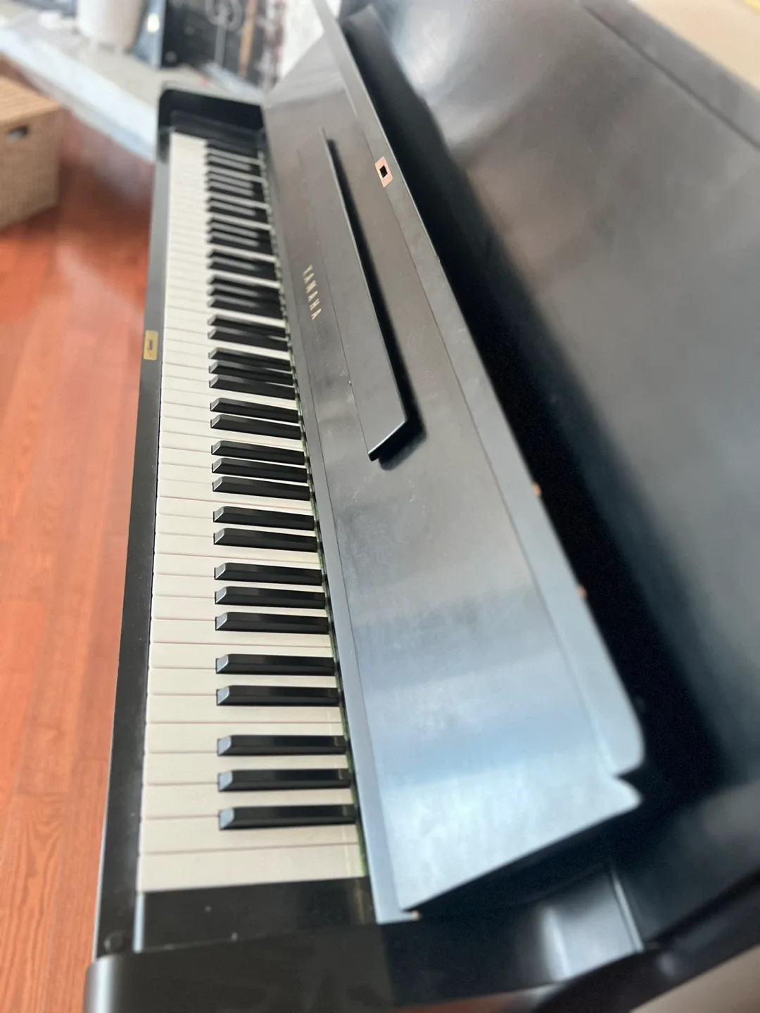 Yamaha U1 Upright Piano image indicator(2)