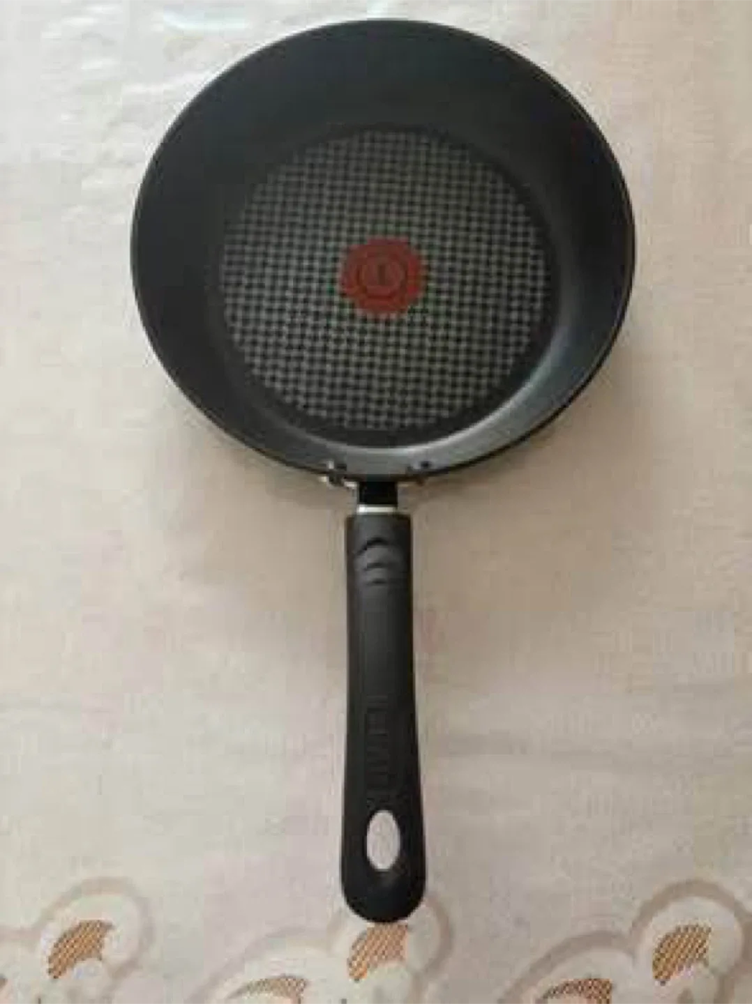 T-fal frying pan (New