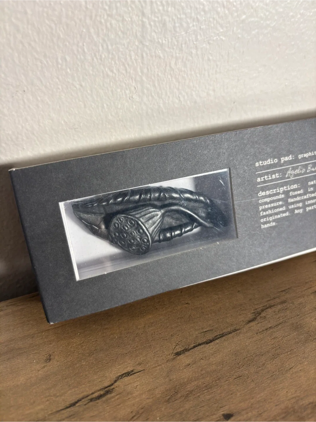 Batle Studio Graphite Lotus Pod - Act Now! image indicator(2)