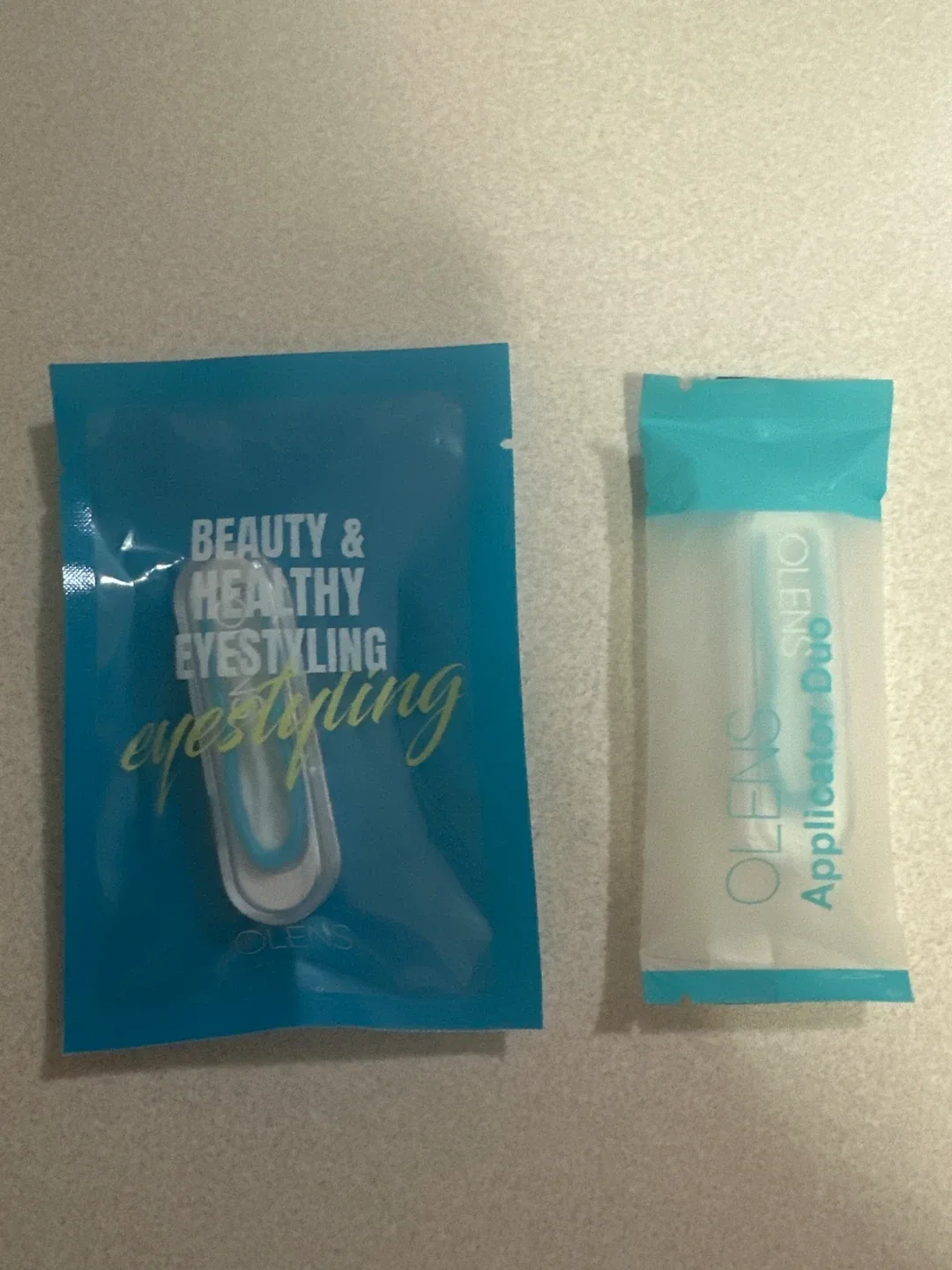 OLENS Beauty & Healthy Eye Styling + Applicator Duo