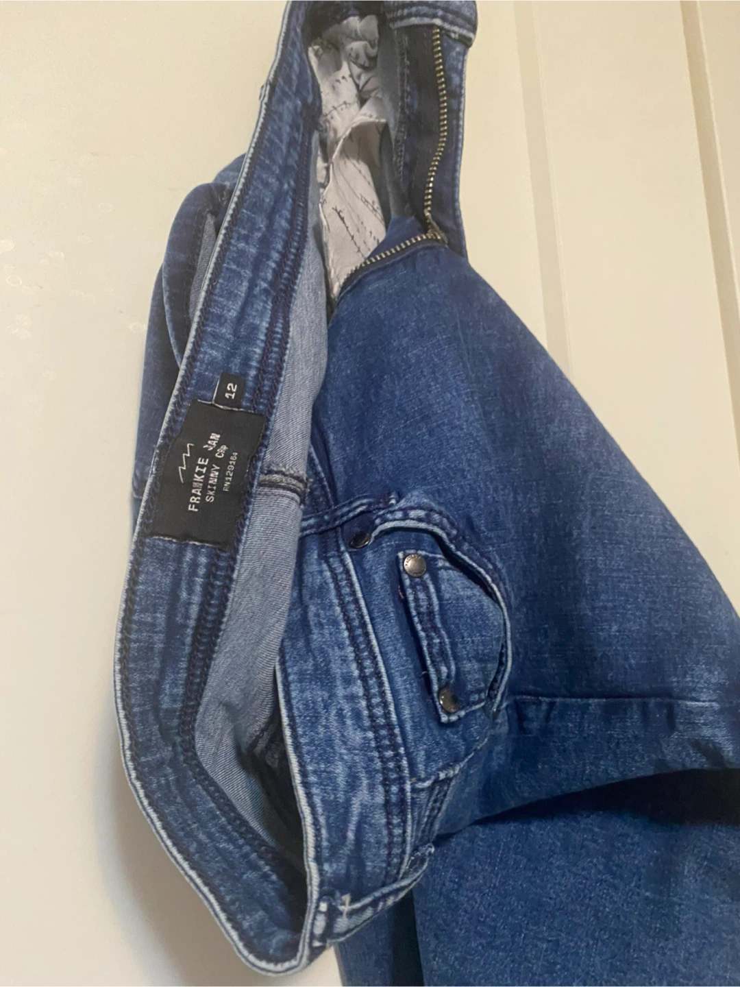 Assorted Women's Tops & Jeans - photo 5