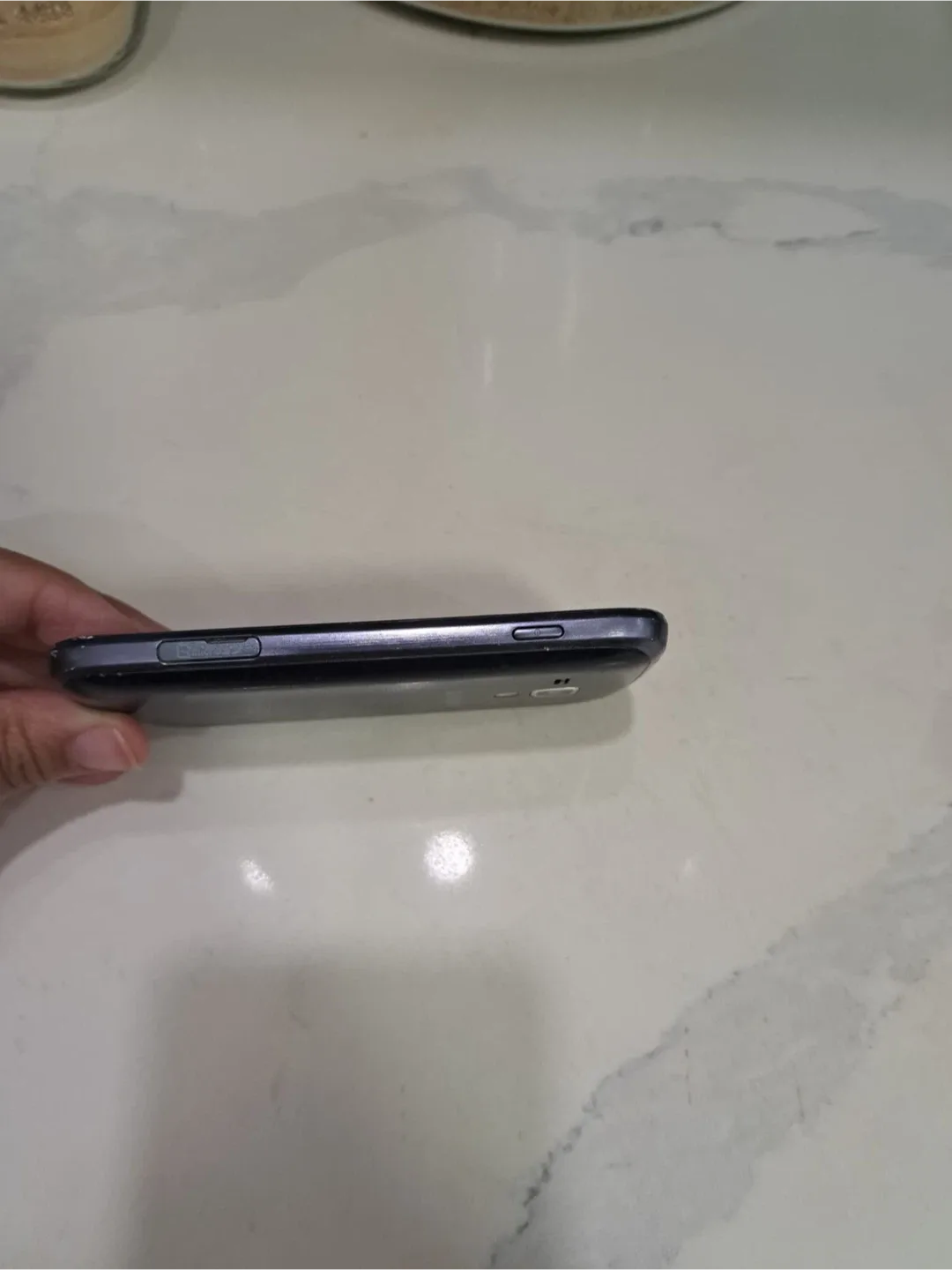 Samsung Galaxy Young - Cracked Screen image indicator(3)