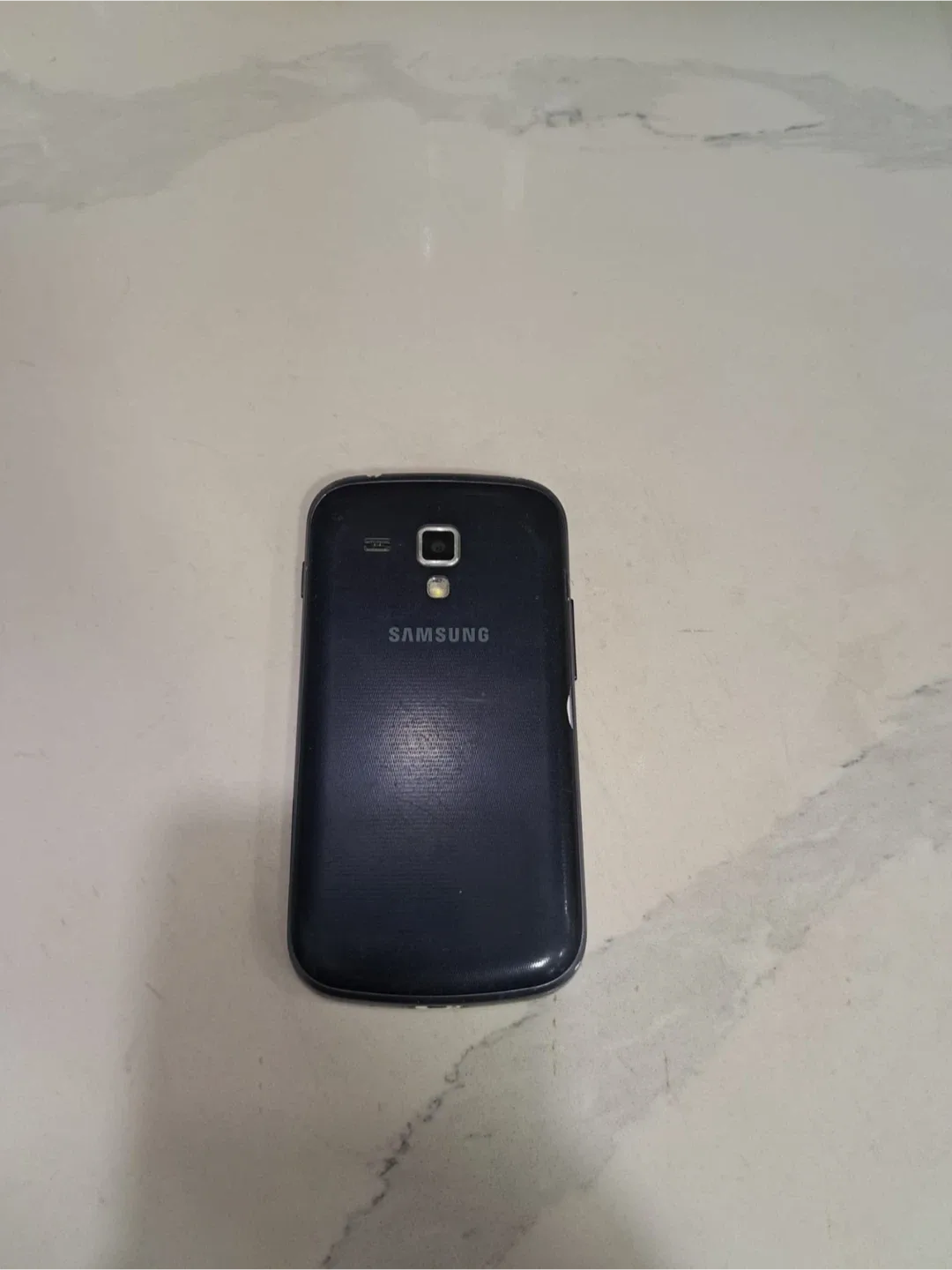 Samsung Galaxy Young - Cracked Screen image indicator(2)