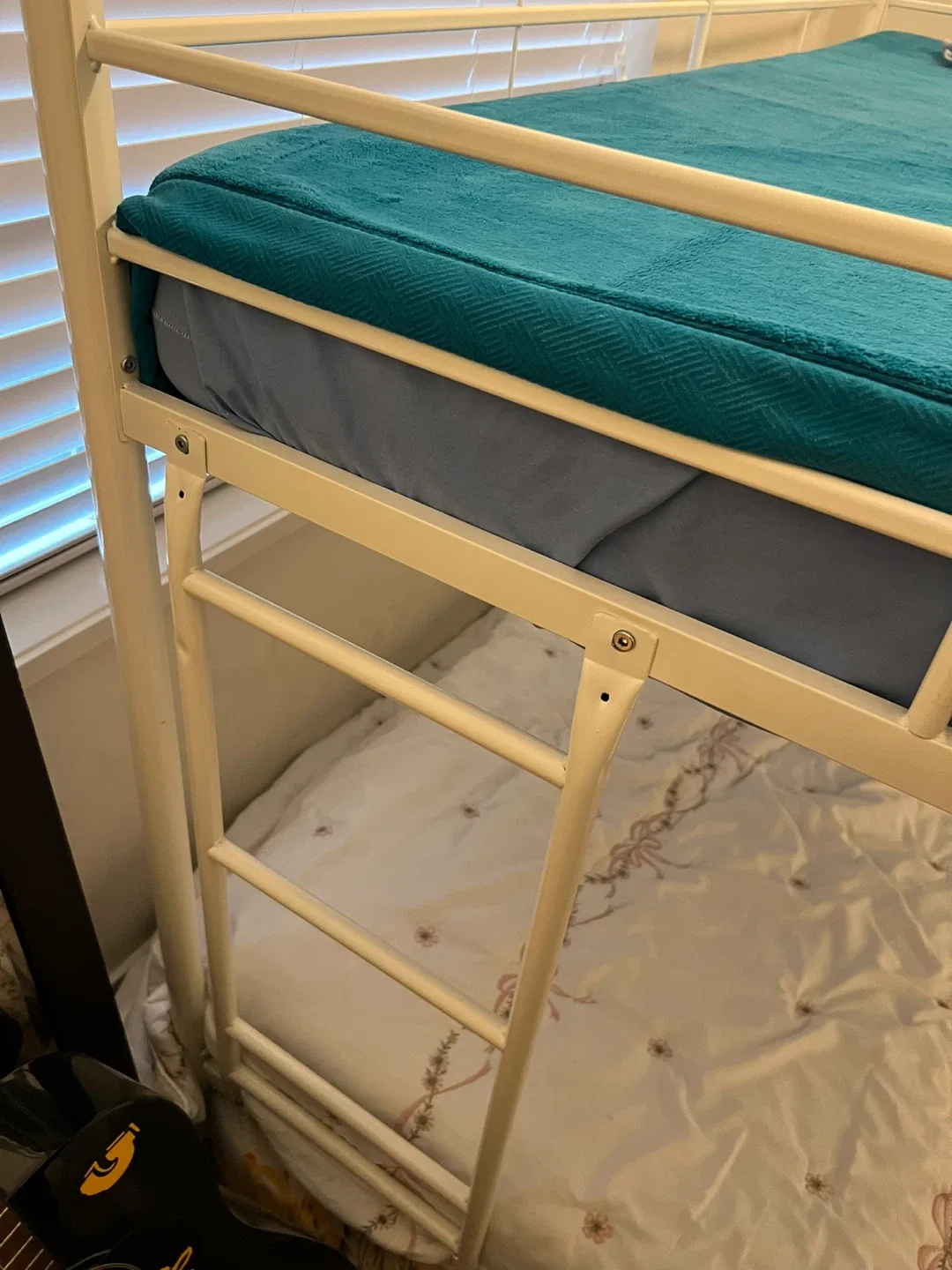 White Metal Bunk Bed Frame image indicator(6)