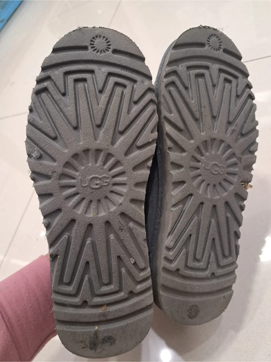 UGG Women’s Tasman Slipper - Size 9 image indicator(4)