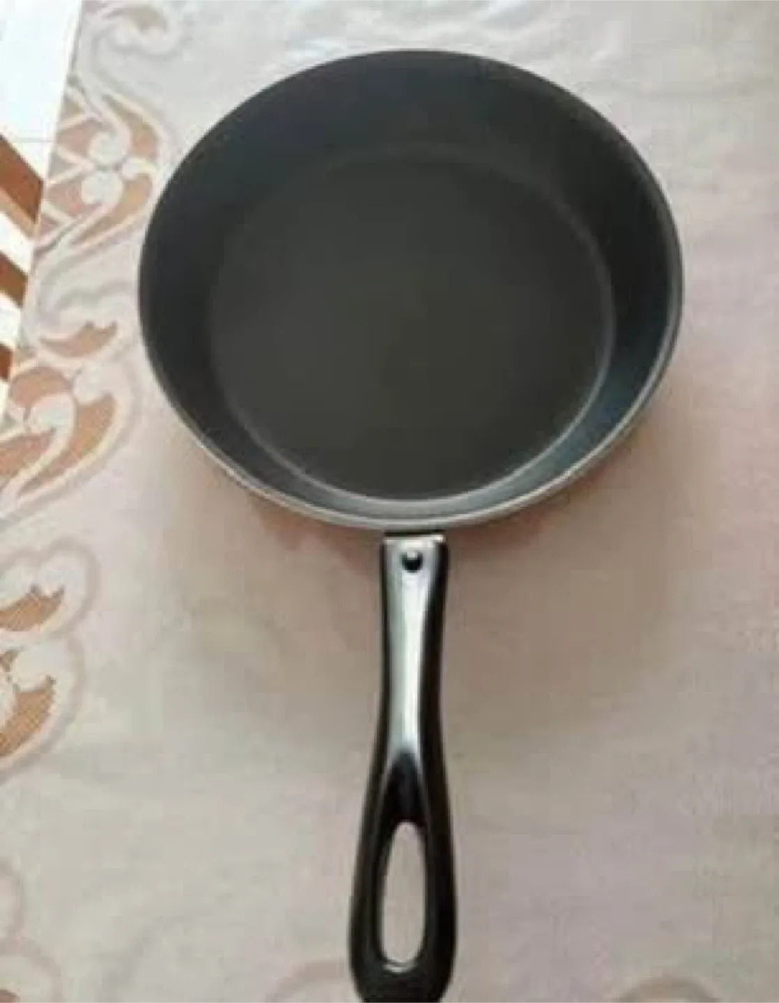 Small and big frying pan (Okay condition) (Both for FREE) image indicator(2)