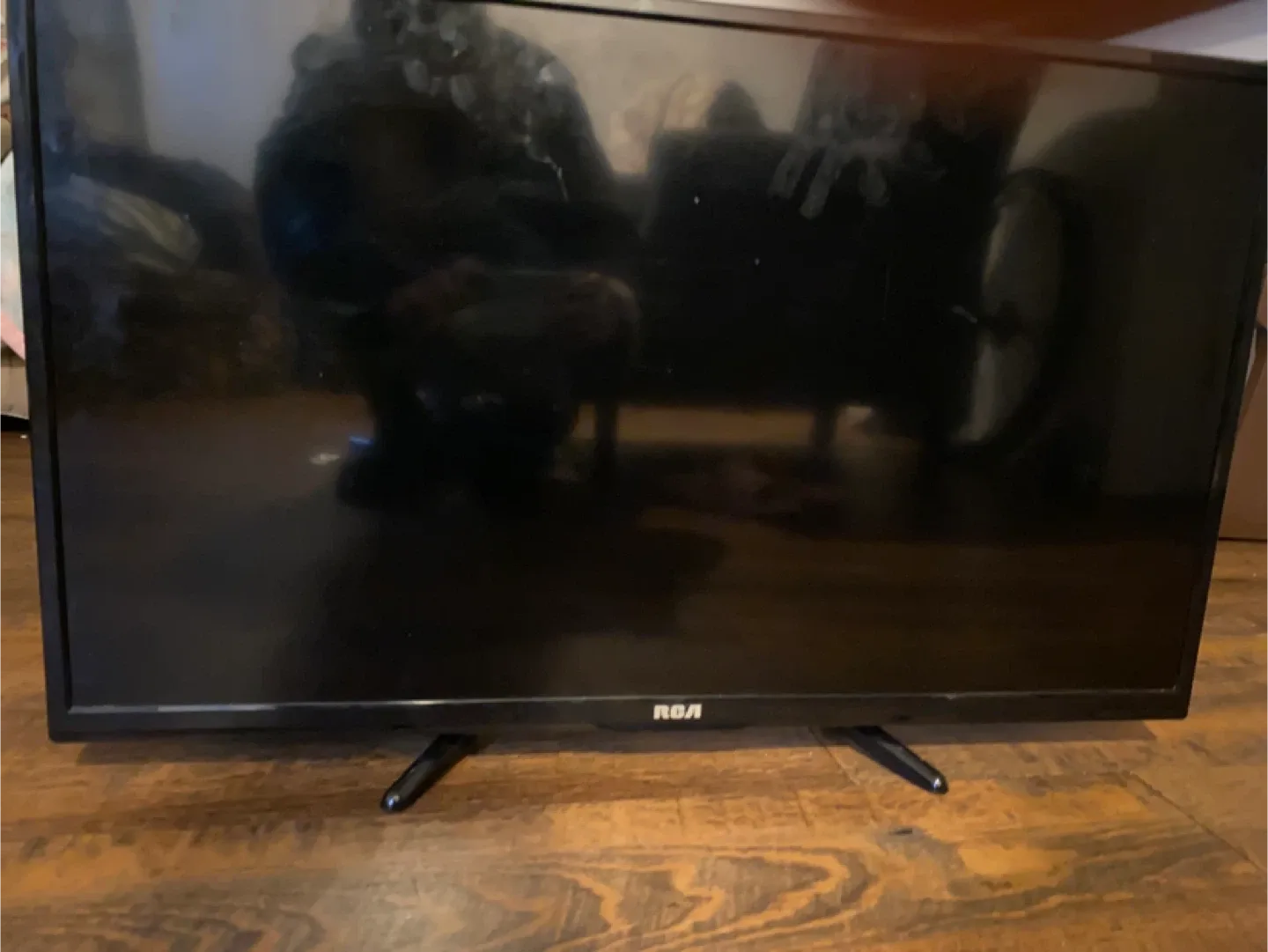 RCA RLED3258A-E 32" TV