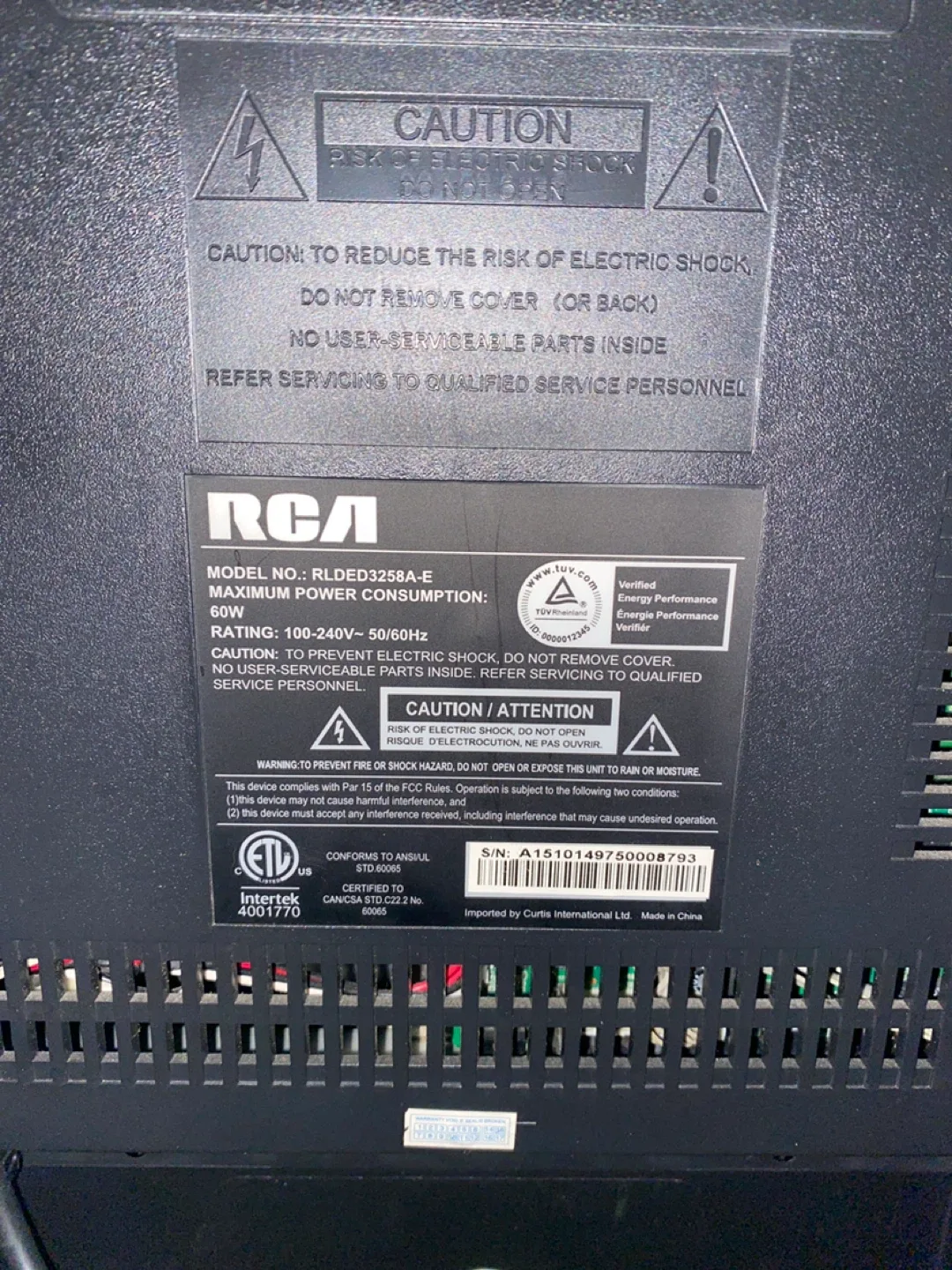RCA RLED3258A-E 32" TV image indicator(3)