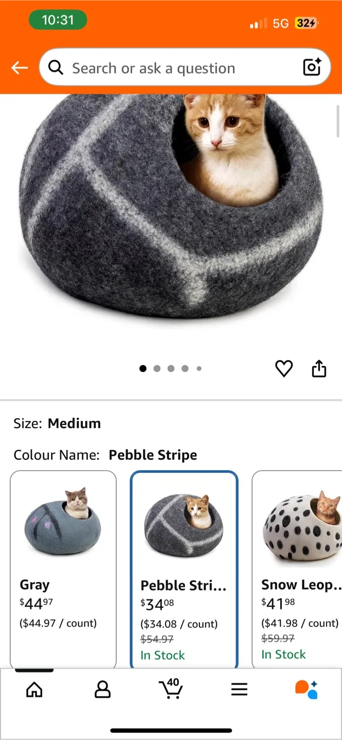 Pebble Stripe Cat Bed - Medium