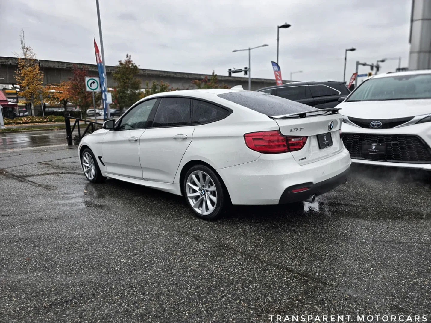 2016 BMW 3 Series Gran Turismo 335i xDrive Hatchback image indicator(5)