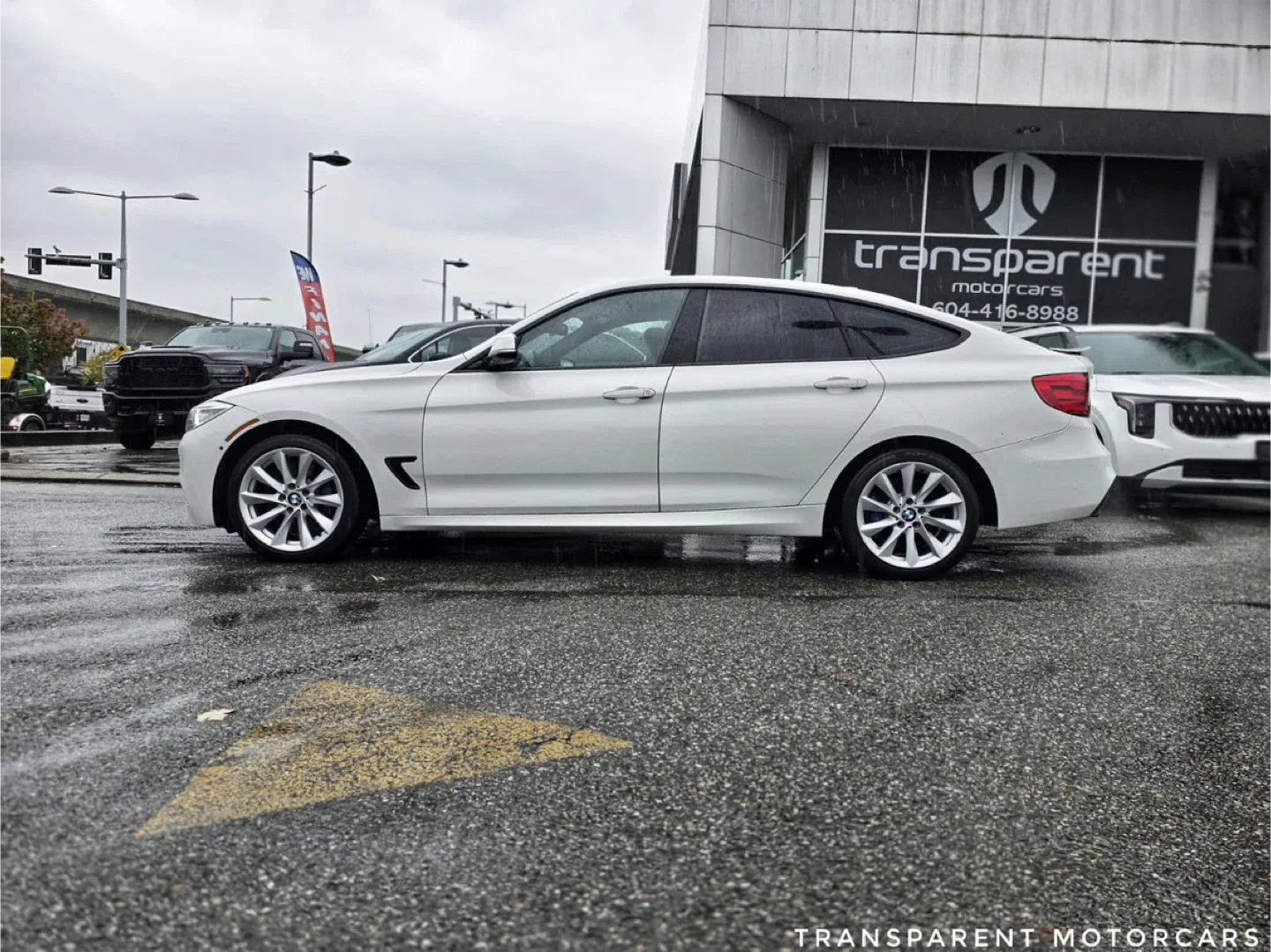 2016 BMW 3 Series Gran Turismo 335i xDrive Hatchback image indicator(4)