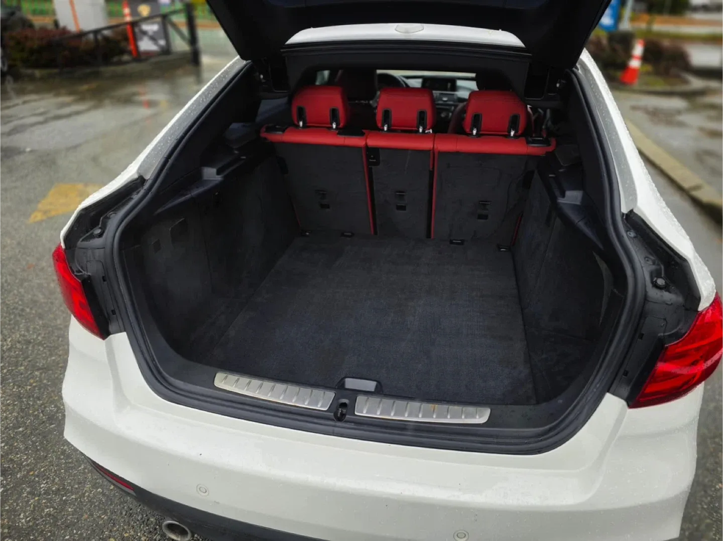 2016 BMW 3 Series Gran Turismo 335i xDrive Hatchback image indicator(7)