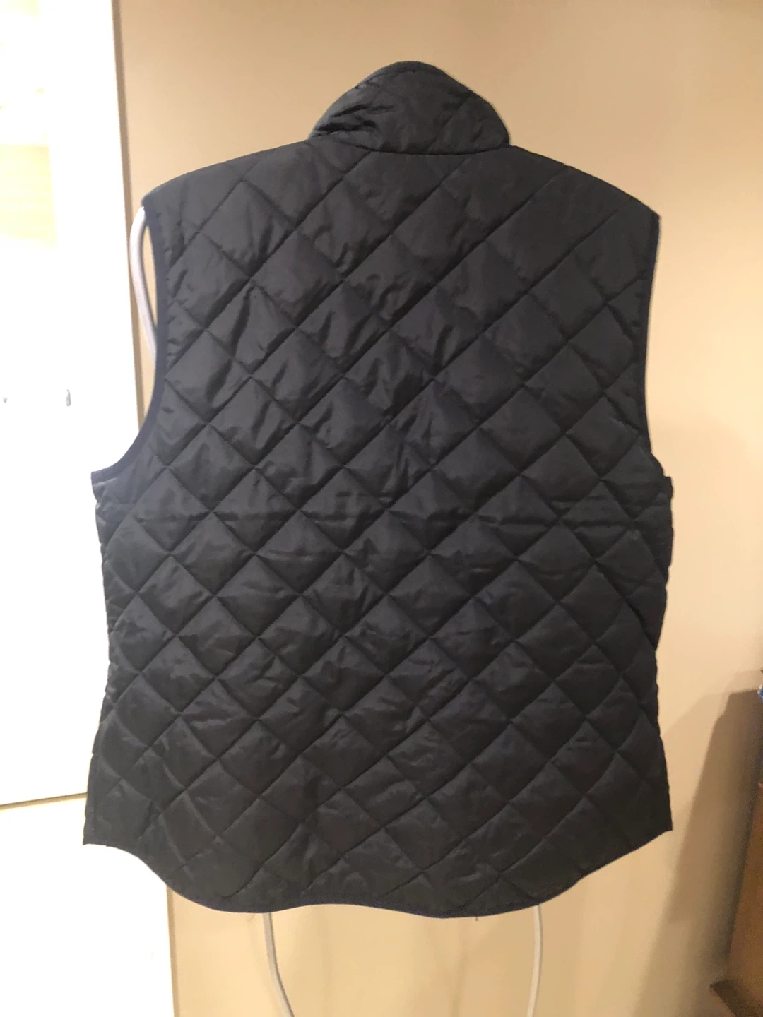 Old Navy Black Quilted Vest - Size XL - photo 2