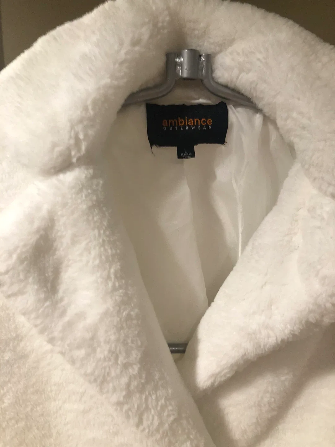 Ambiance Outerwear White Faux Fur Jacket - Size L image indicator(2)