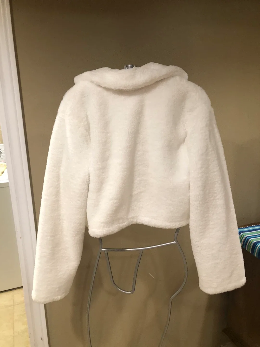 Ambiance Outerwear White Faux Fur Jacket - Size L image indicator(3)