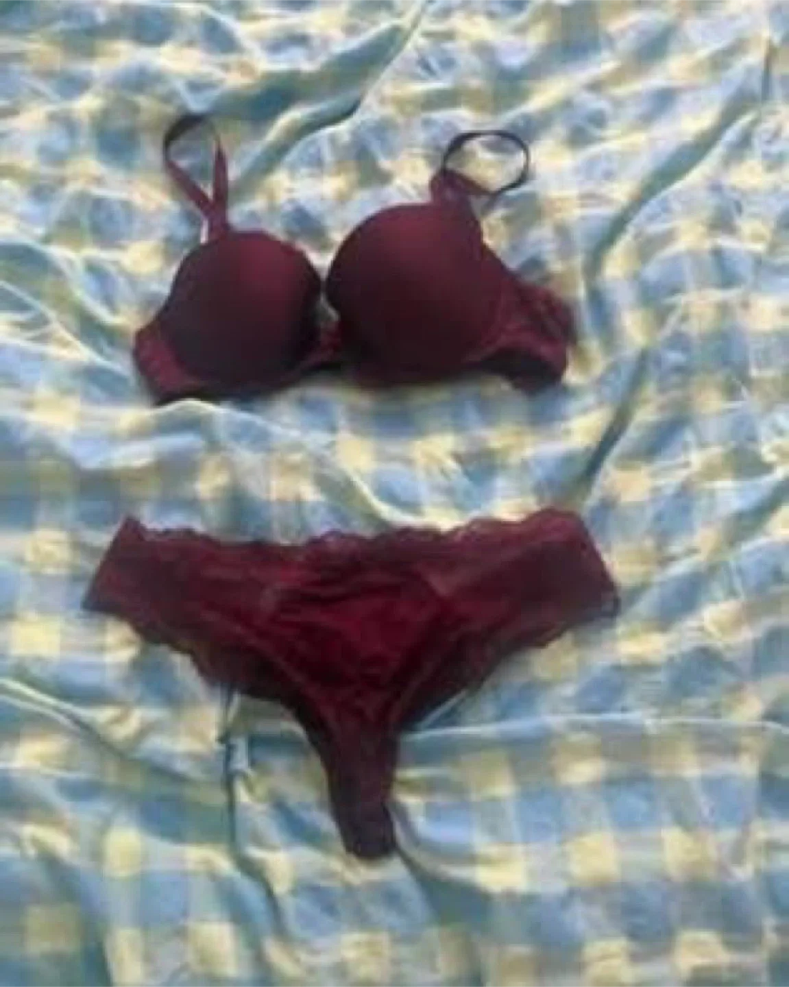 2 piece Victoria Secret lingerie set (New)