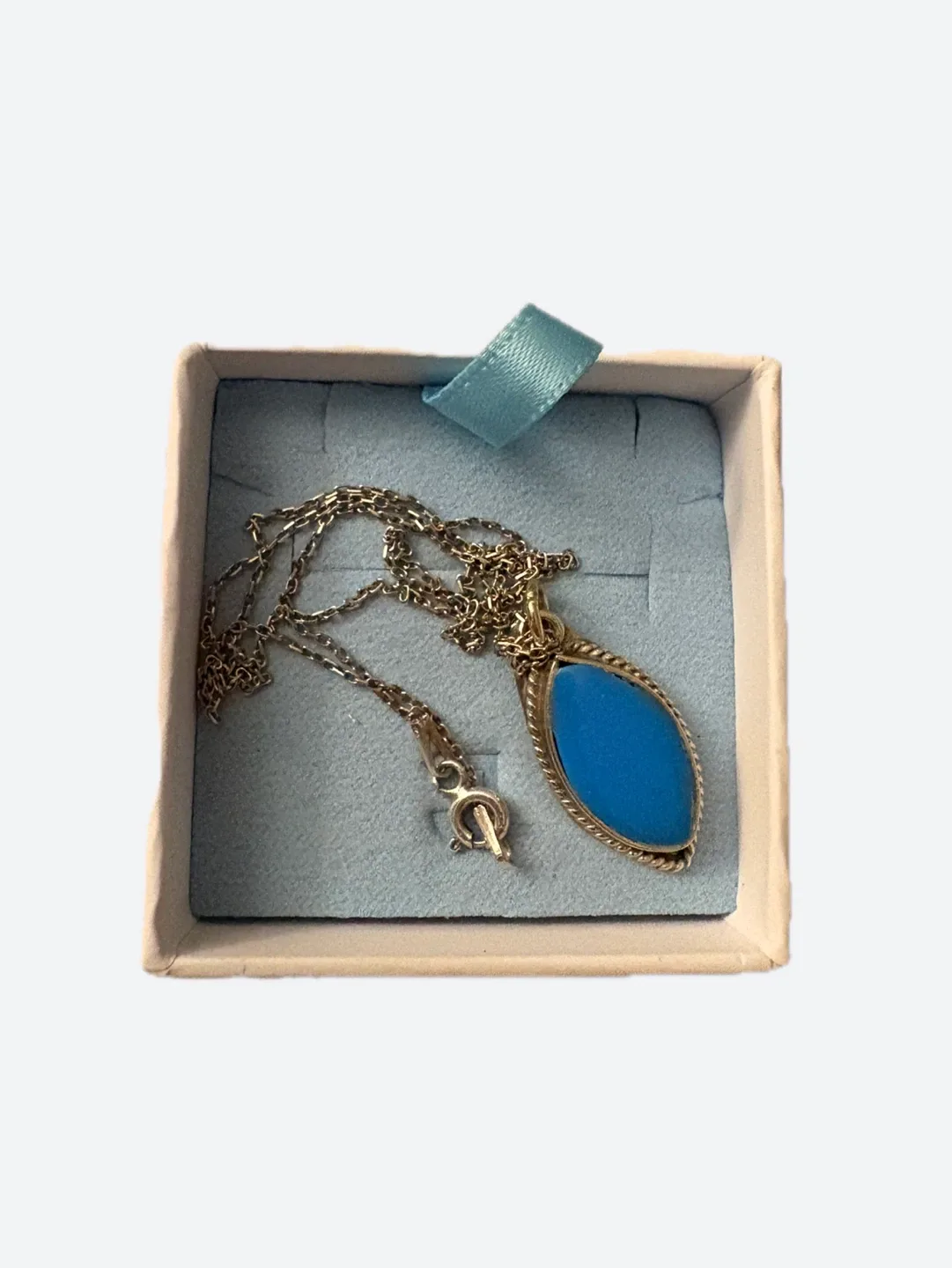 Turquoise Pendant Necklace