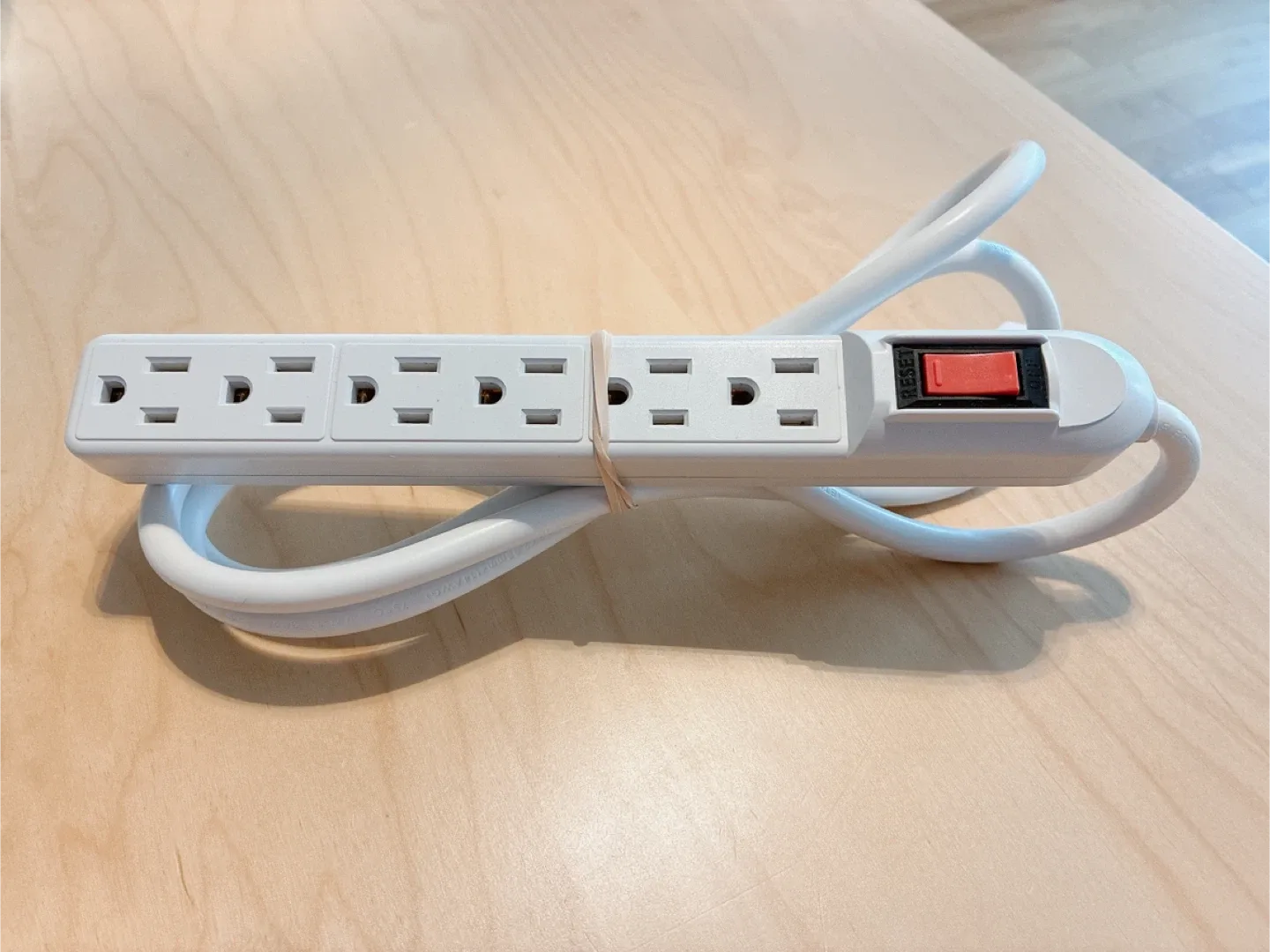 Globe 6 Outlet Power Strip 180cm
