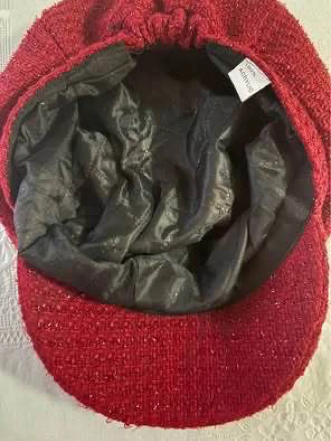 Red newsboy cap (Never worn) (FREE) image indicator(3)